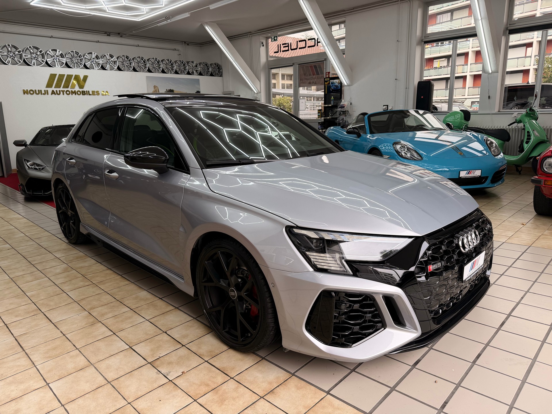 AUDI RS3 Sportback 2.5 TSI quattro S-tronic-image-7