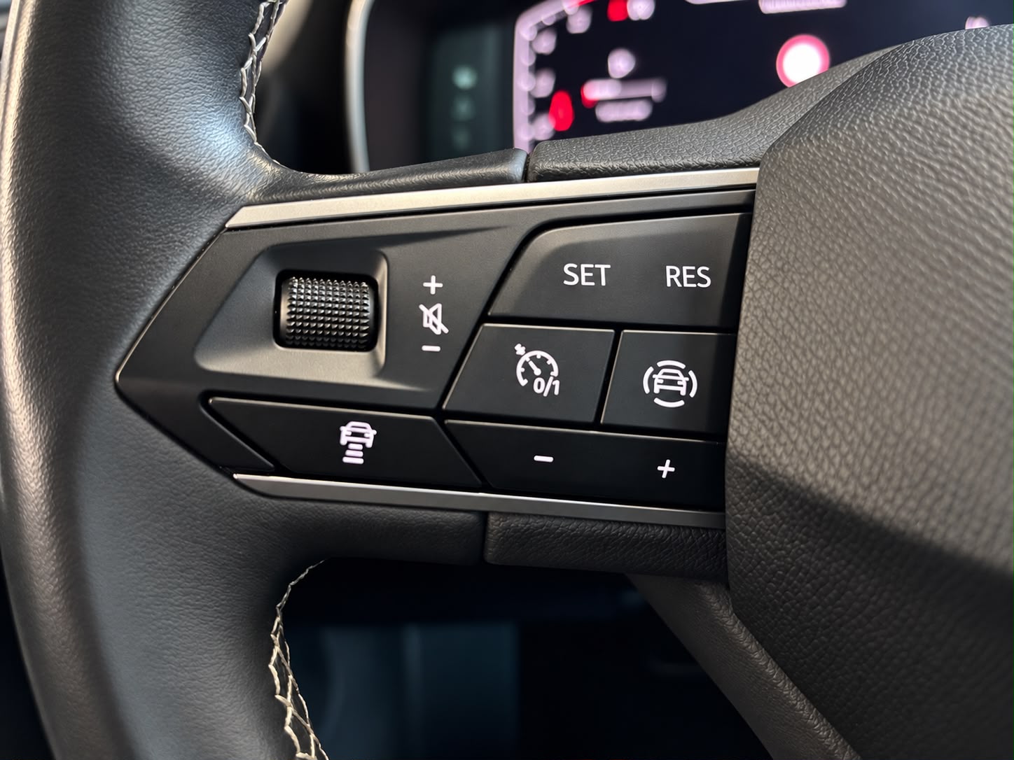 SEAT Leon ST 2.0 TDI EVO DSG Style-image-24