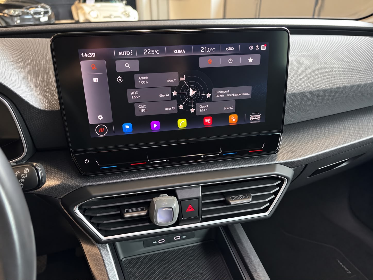 SEAT Leon ST 2.0 TDI EVO DSG Style-image-16