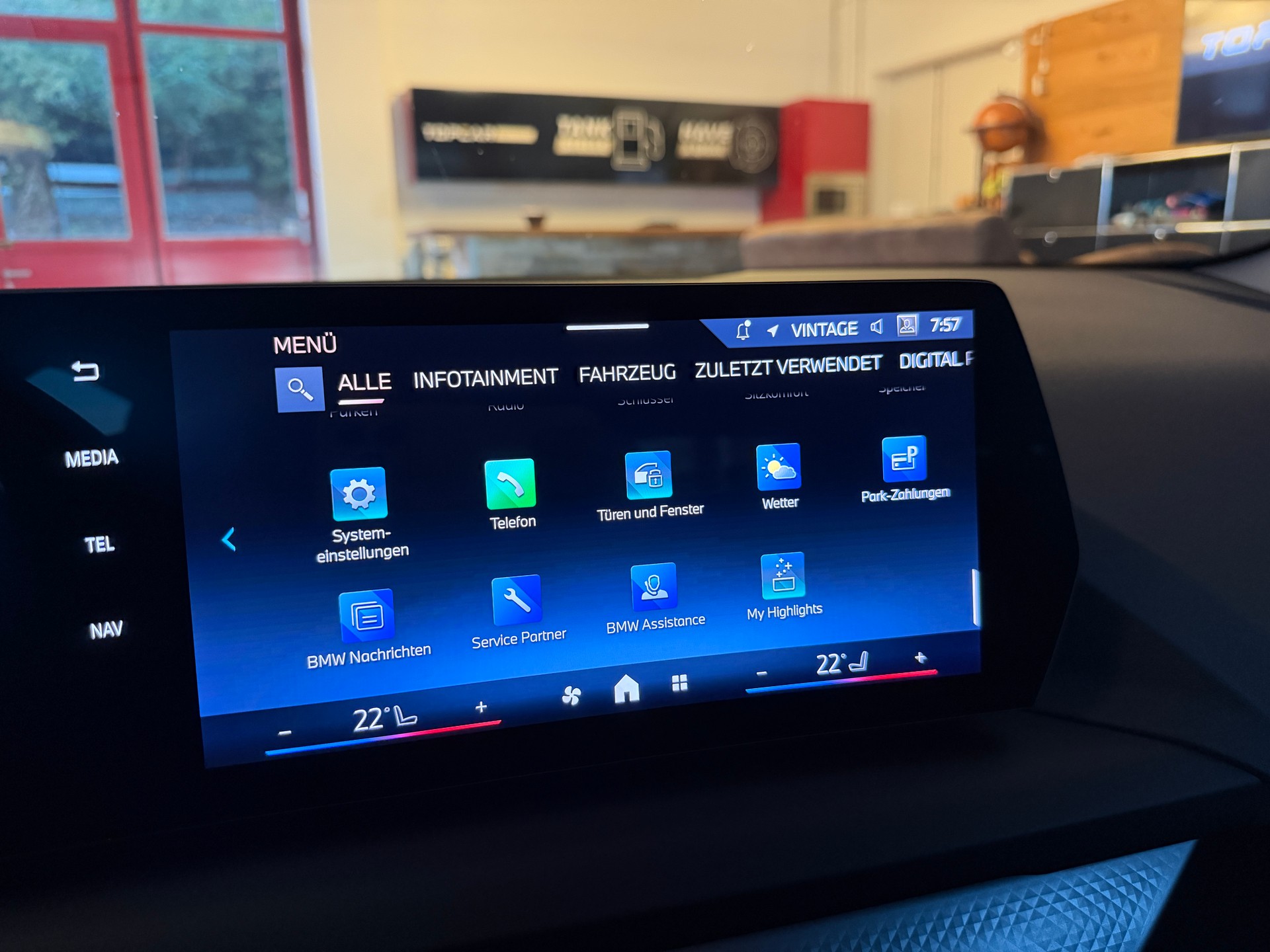 BMW 116 Steptronic M Sport-image-24