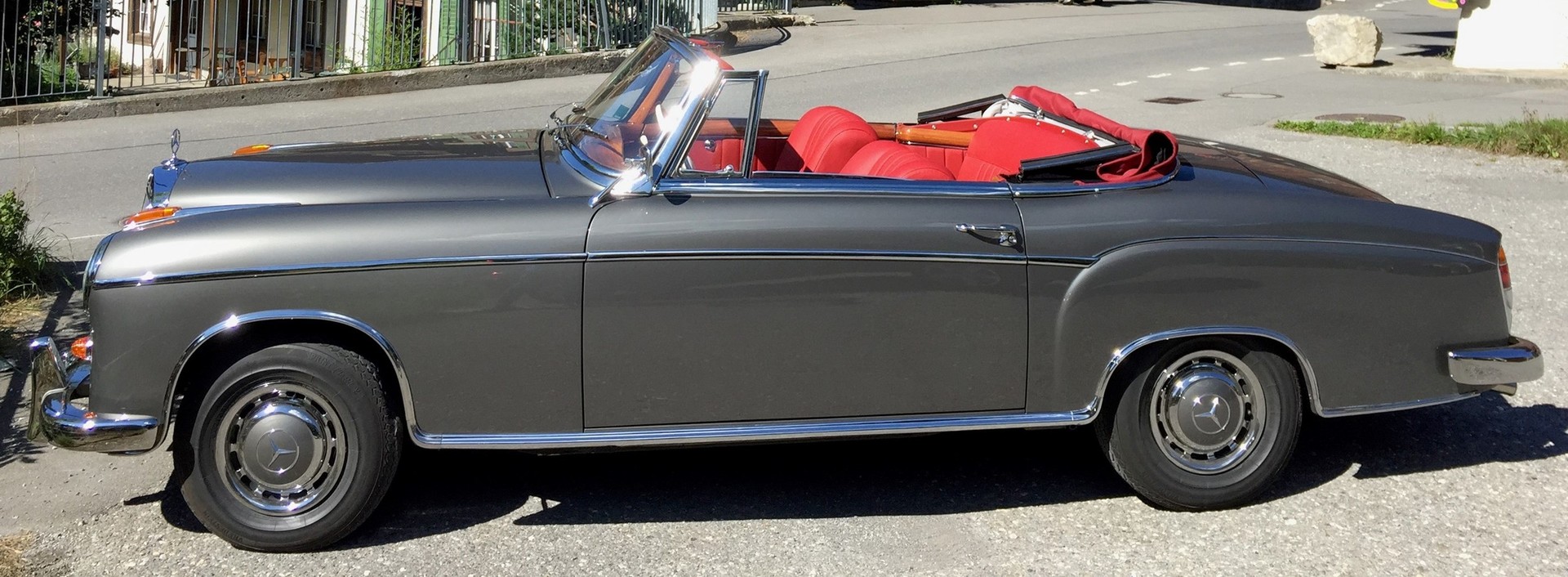 MERCEDES-BENZ 220 SE Convertible Full Restaured-image-10