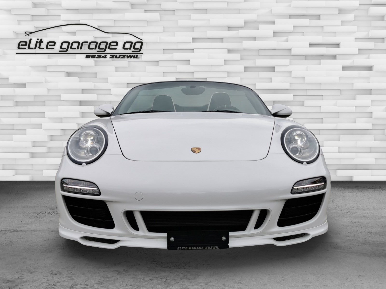 PORSCHE 911 Speedster PDK-image-1