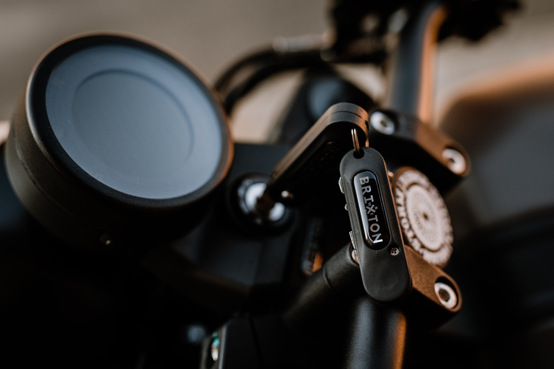 BRIXTON CROSSFIRE 125 LC - GRATIS LIEFERUNG-image-12