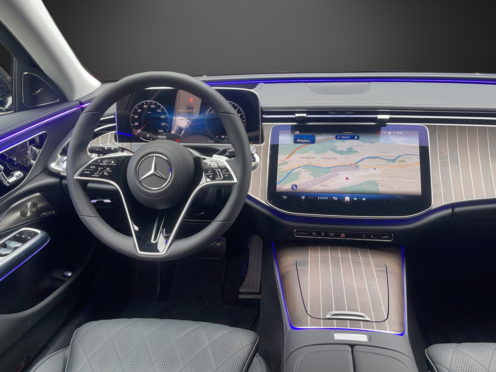 MERCEDES-BENZ E 300 de T 4Matic 9G-Tronic-image-7