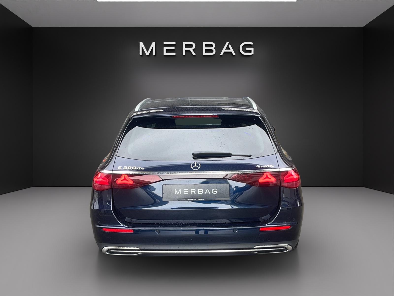 MERCEDES-BENZ E 300 de T 4Matic 9G-Tronic-image-4