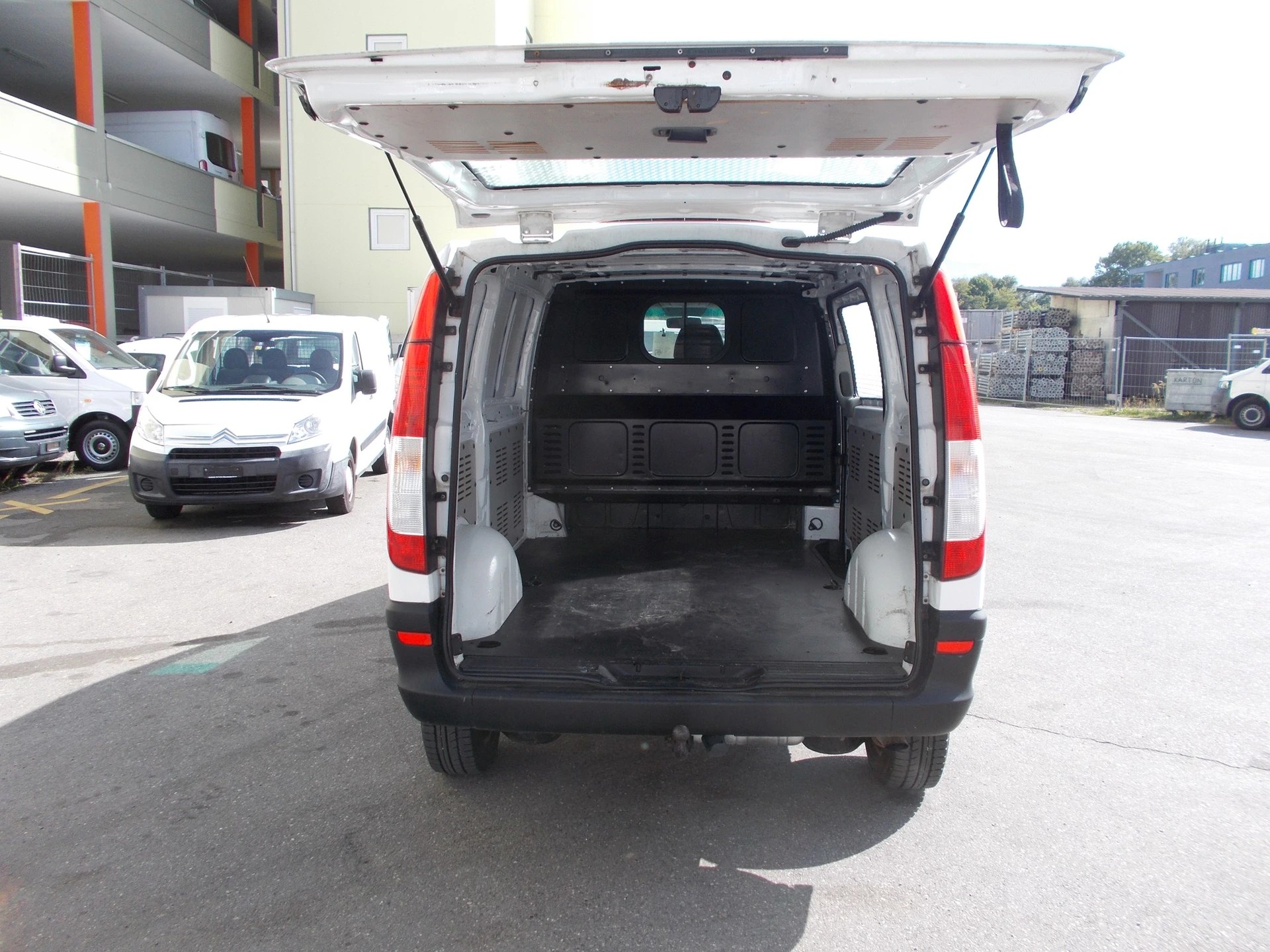 MERCEDES-BENZ Vito 115 CDI 4x4-image-6