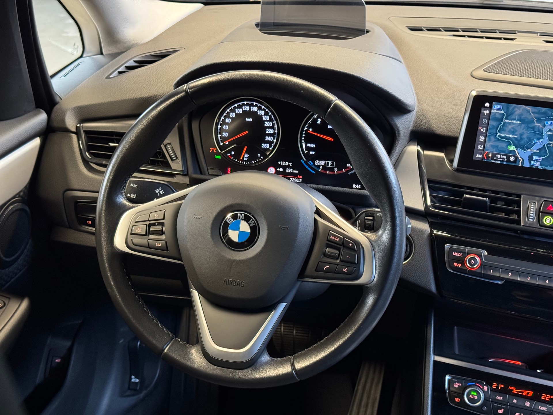 BMW 218i Active Tourer DKG-image-10