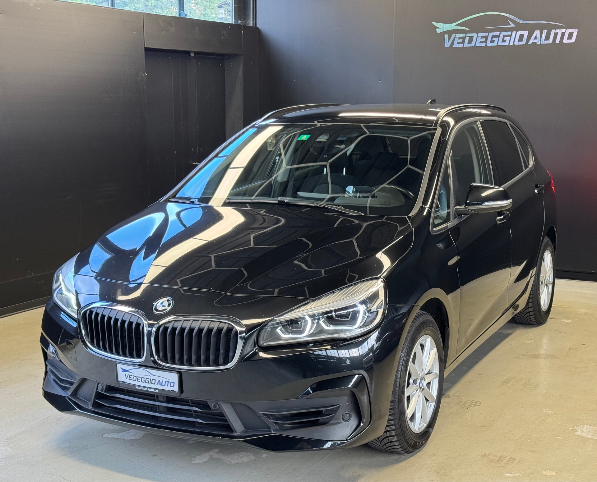 BMW 218i Active Tourer DKG