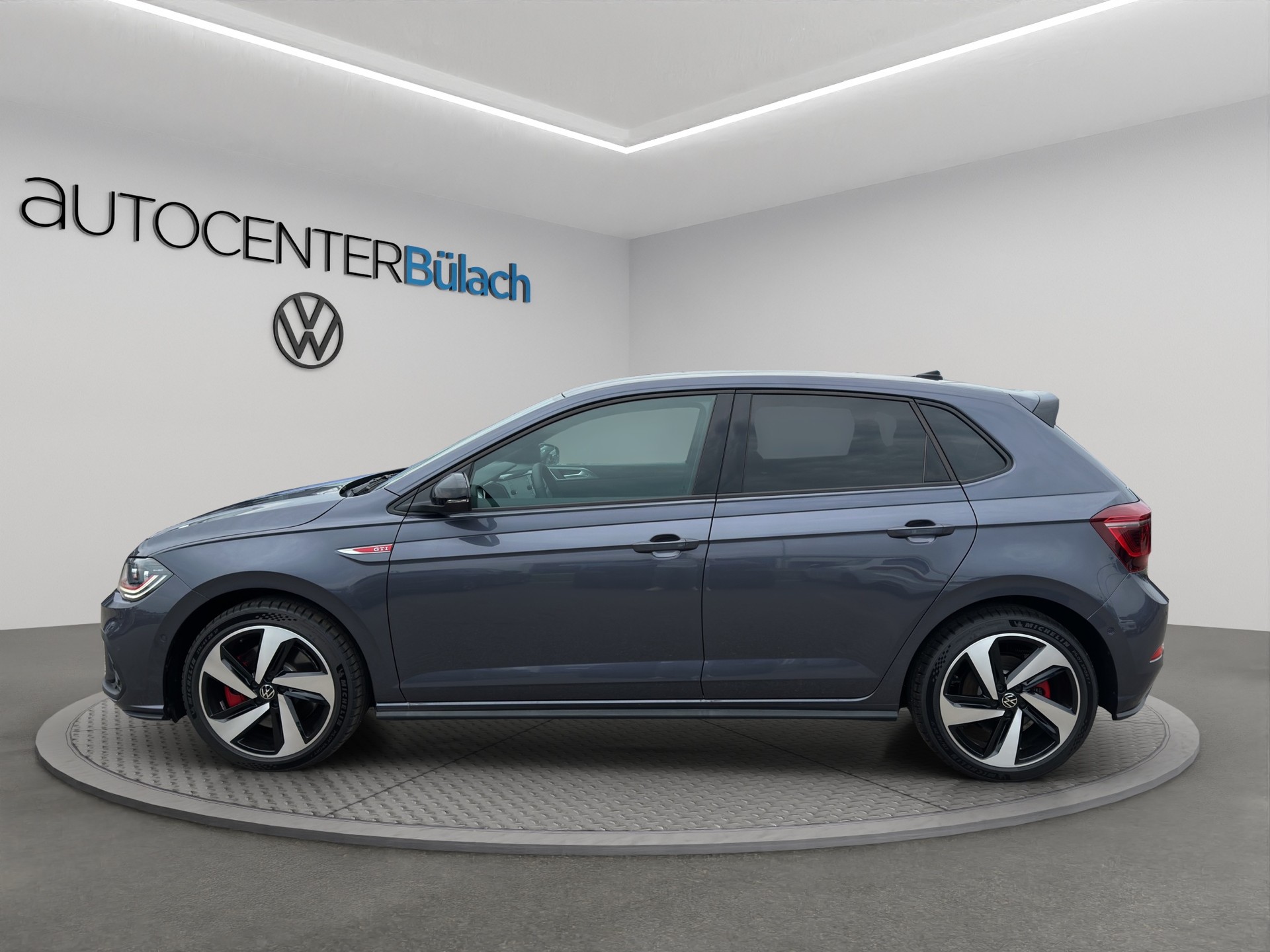 VW Polo 2.0 TSI GTI DSG-image-7