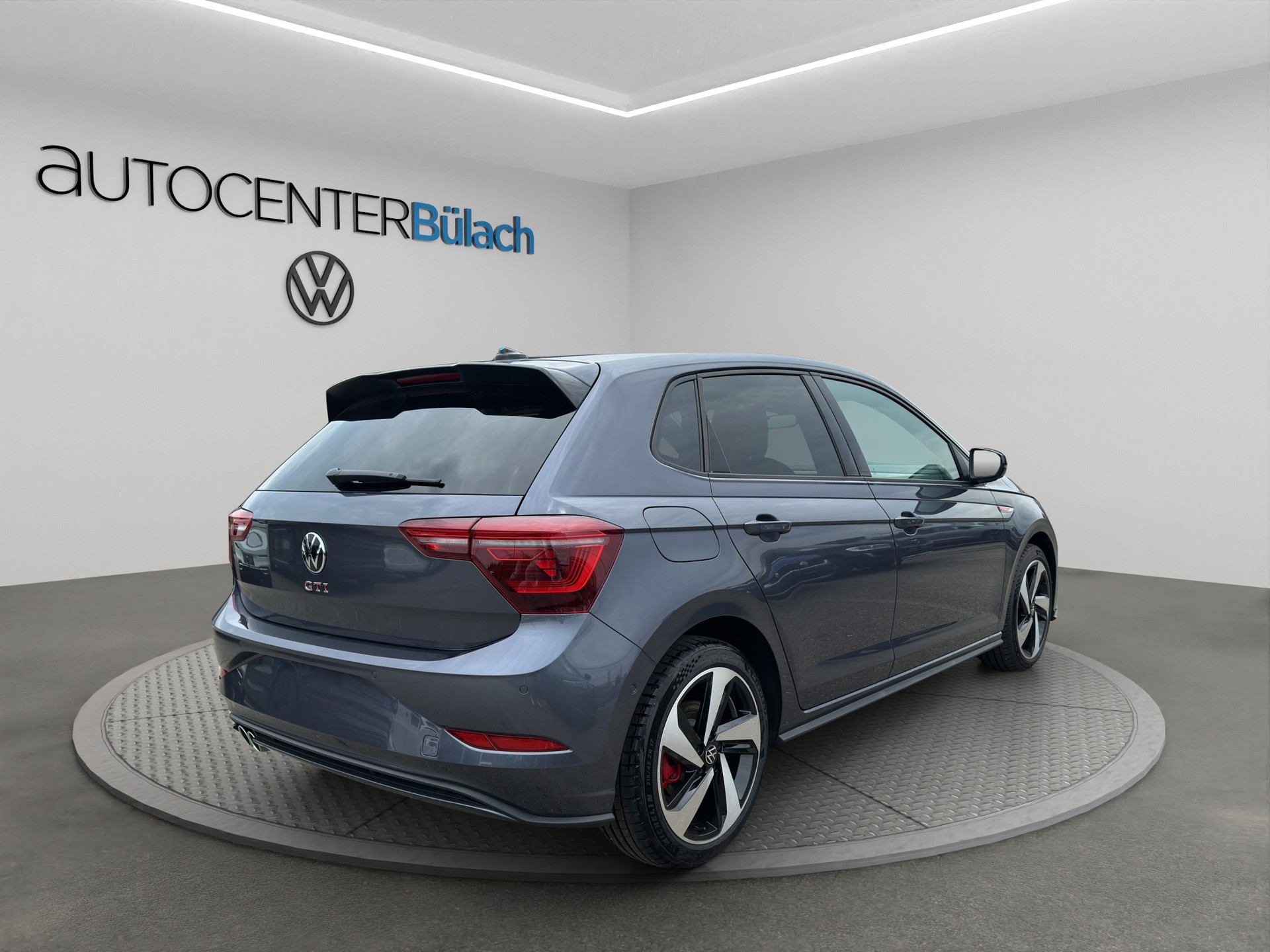 VW Polo 2.0 TSI GTI DSG-image-4