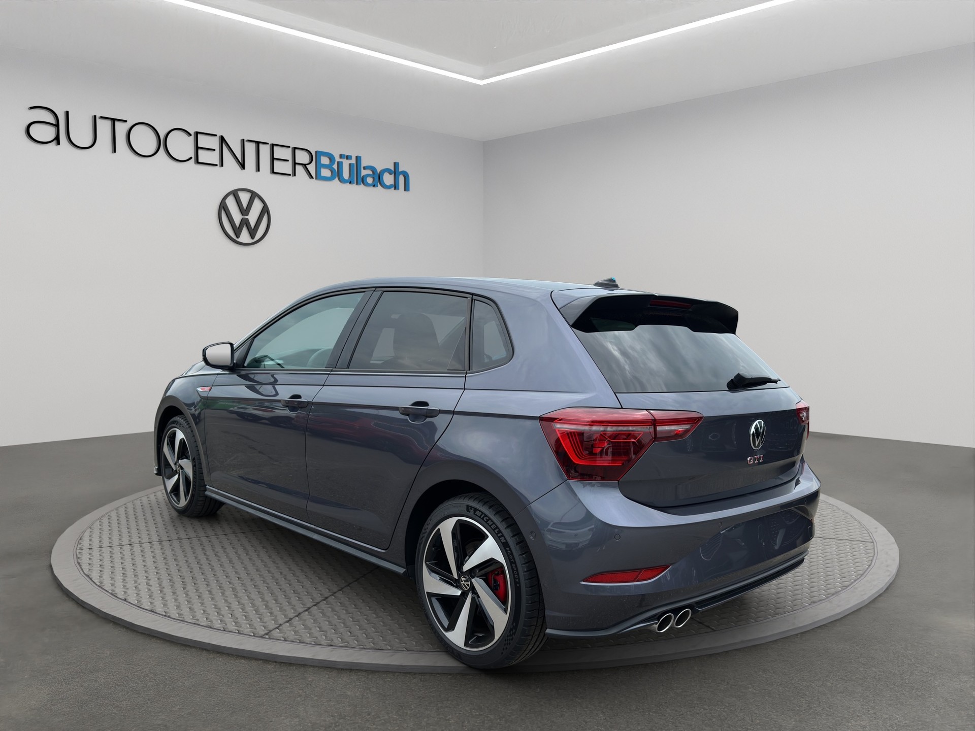VW Polo 2.0 TSI GTI DSG-image-6