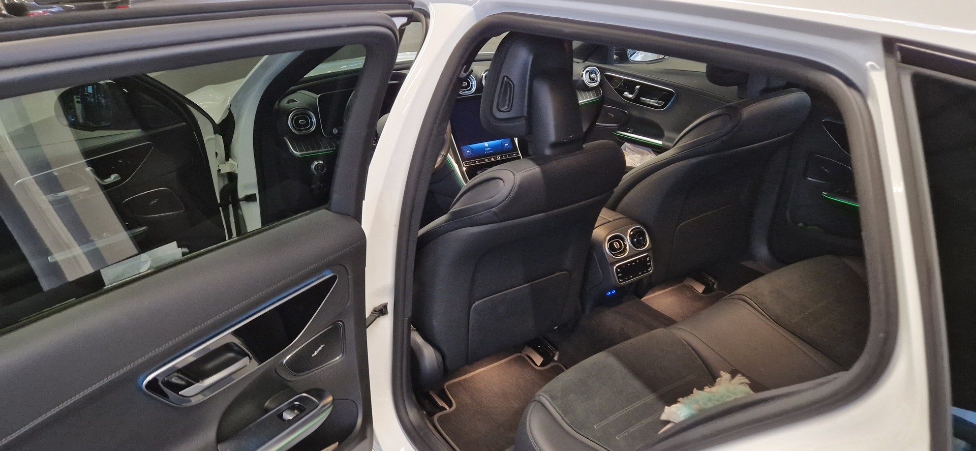 MERCEDES-BENZ C 220 d 4 Matic Swiss Star-image-8