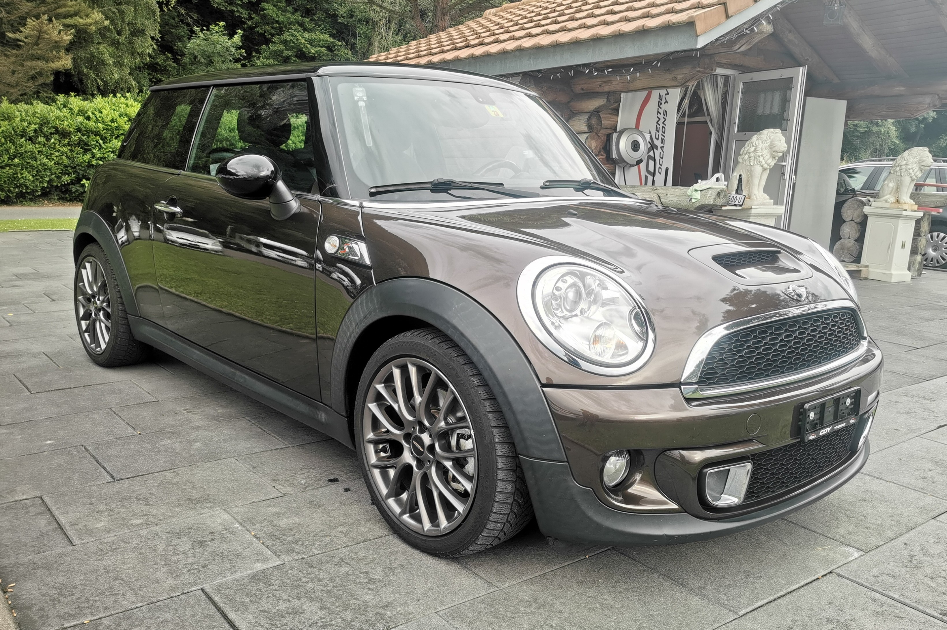 Car photo