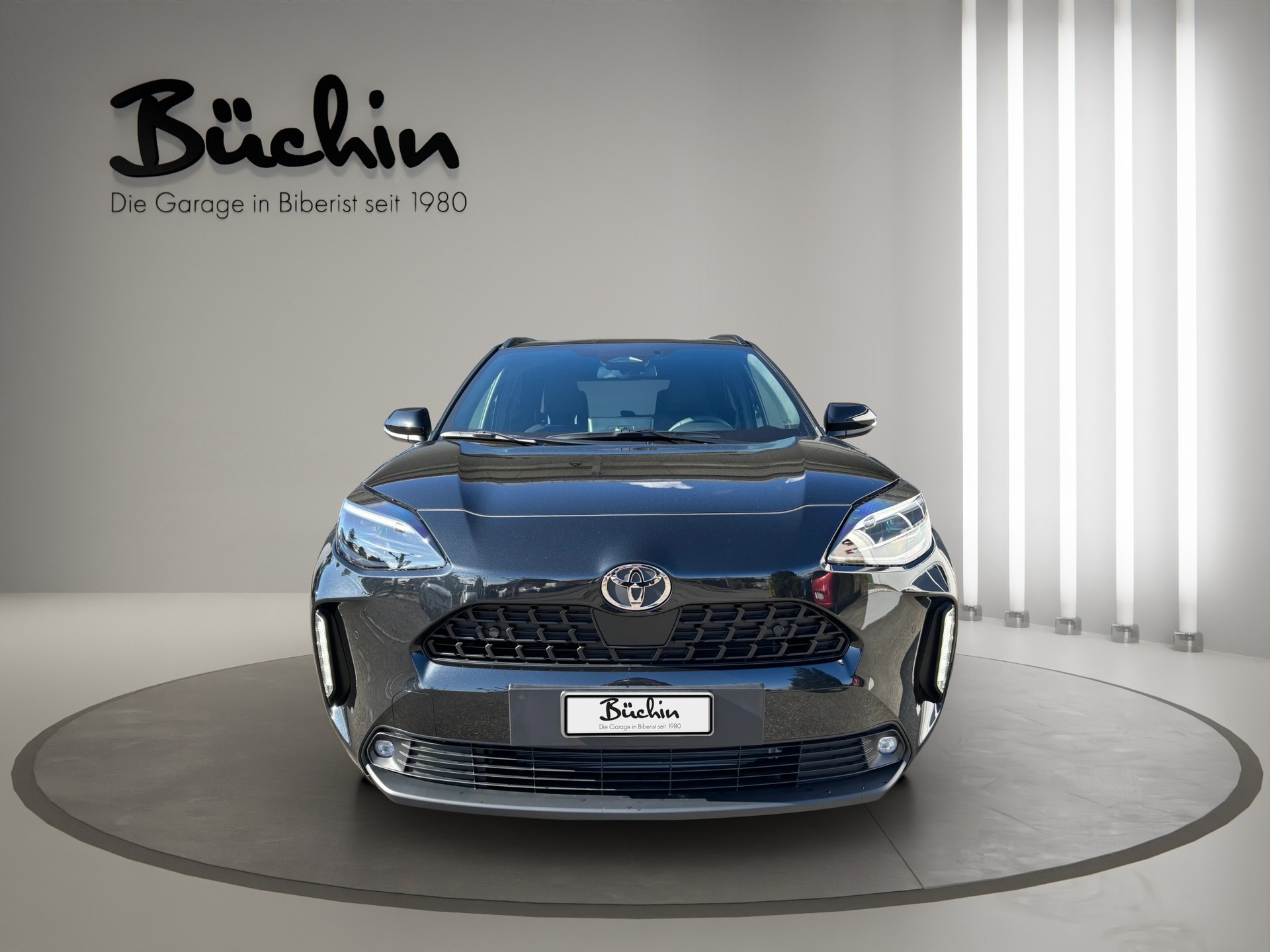 TOYOTA Yaris Cross 1.5 Trend e-CVT-showroom-element-1