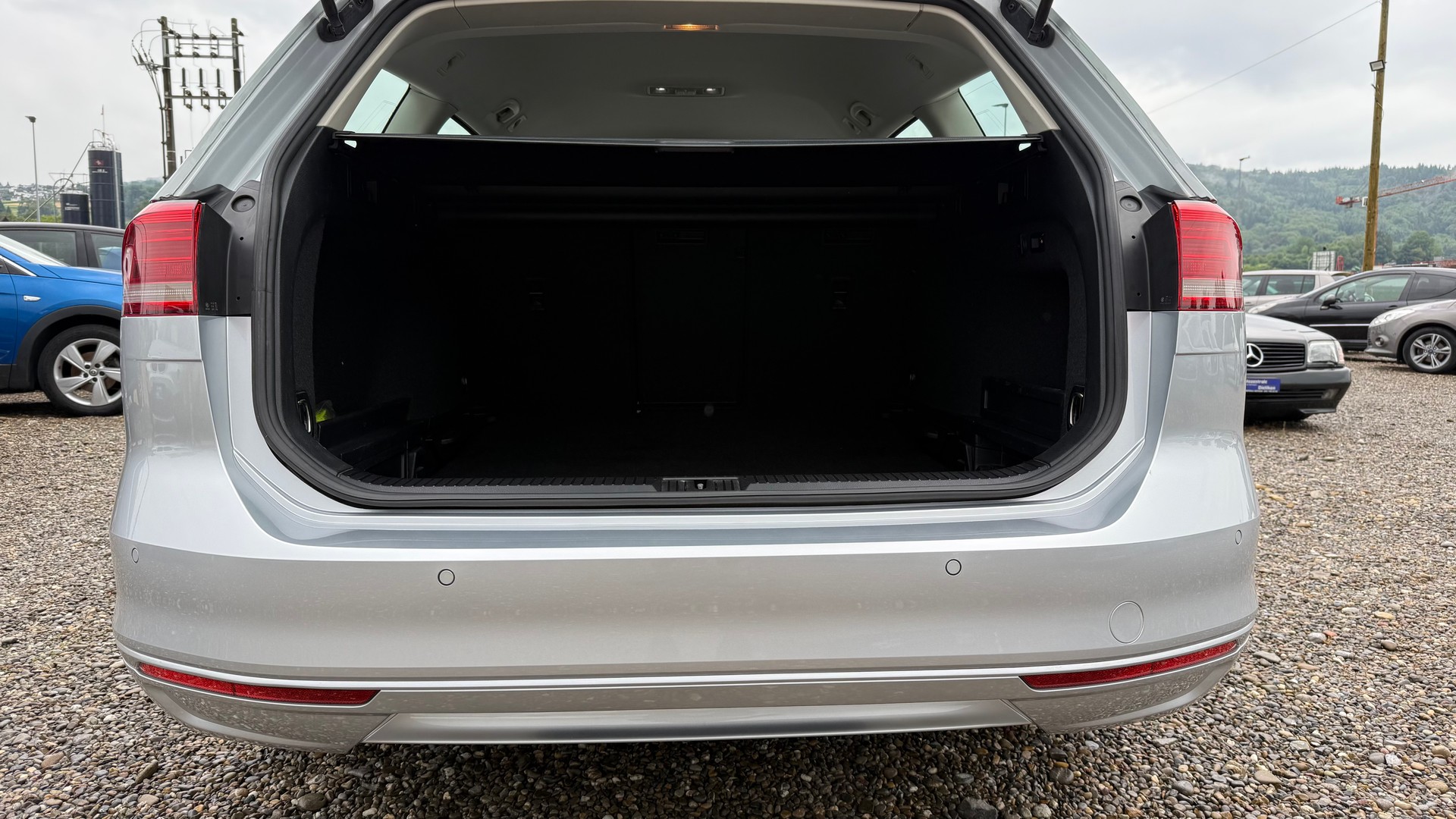 VW Passat Variant 2.0 TDI BMT Comfortline DSG-image-27