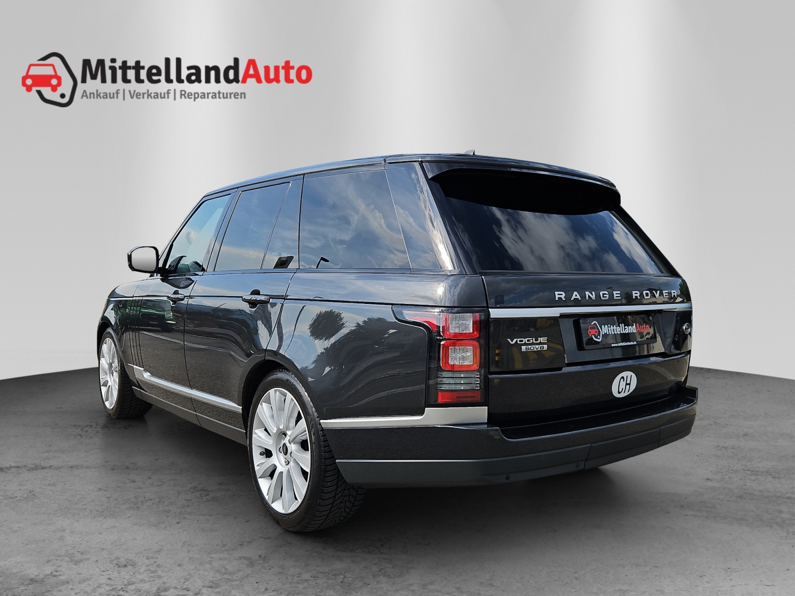 LAND ROVER Range Rover 4.4 SDV8 Vogue Automatic-image-11
