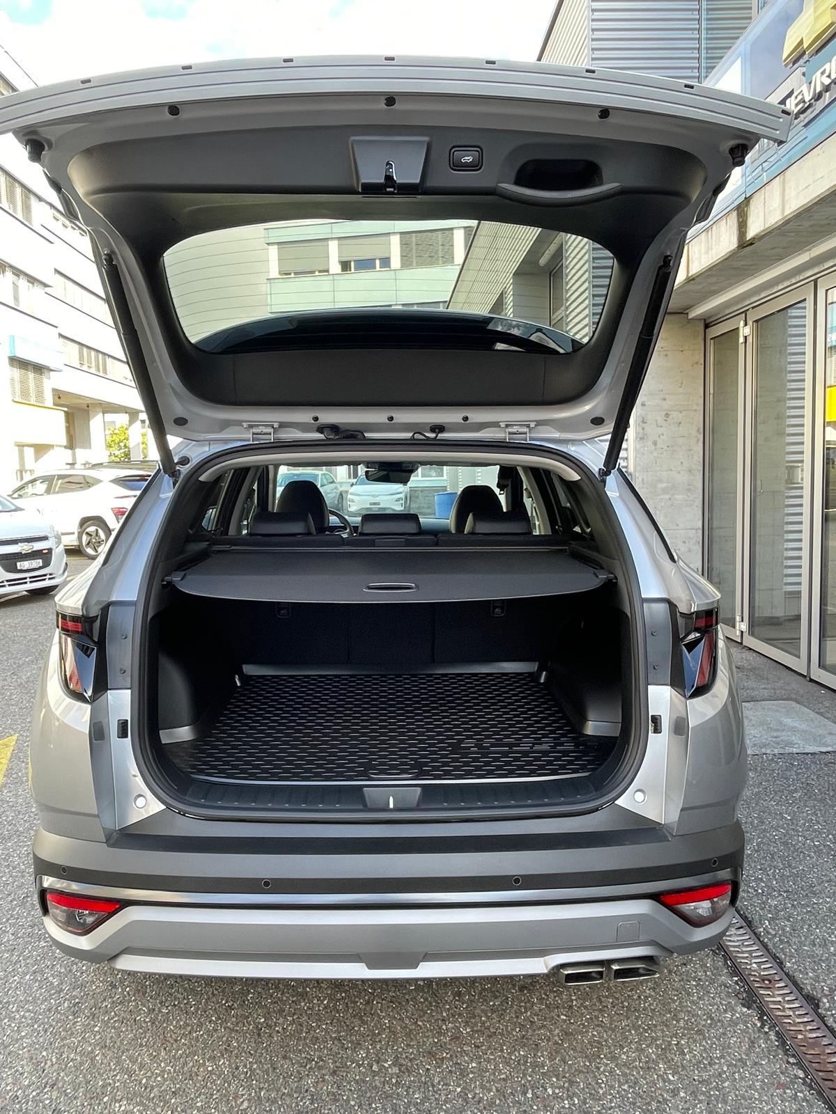 HYUNDAI Tucson 1.6 T-GDi HEV Swiss Edition Vertex 4WD-image-12