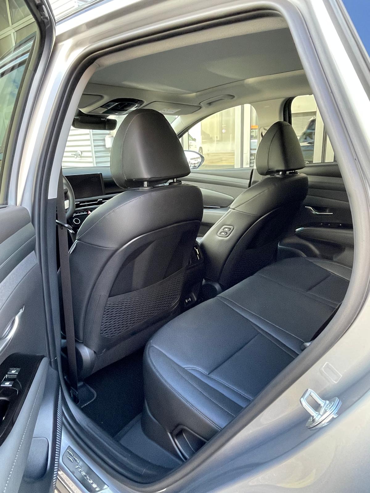 HYUNDAI Tucson 1.6 T-GDi HEV Swiss Edition Vertex 4WD-image-11