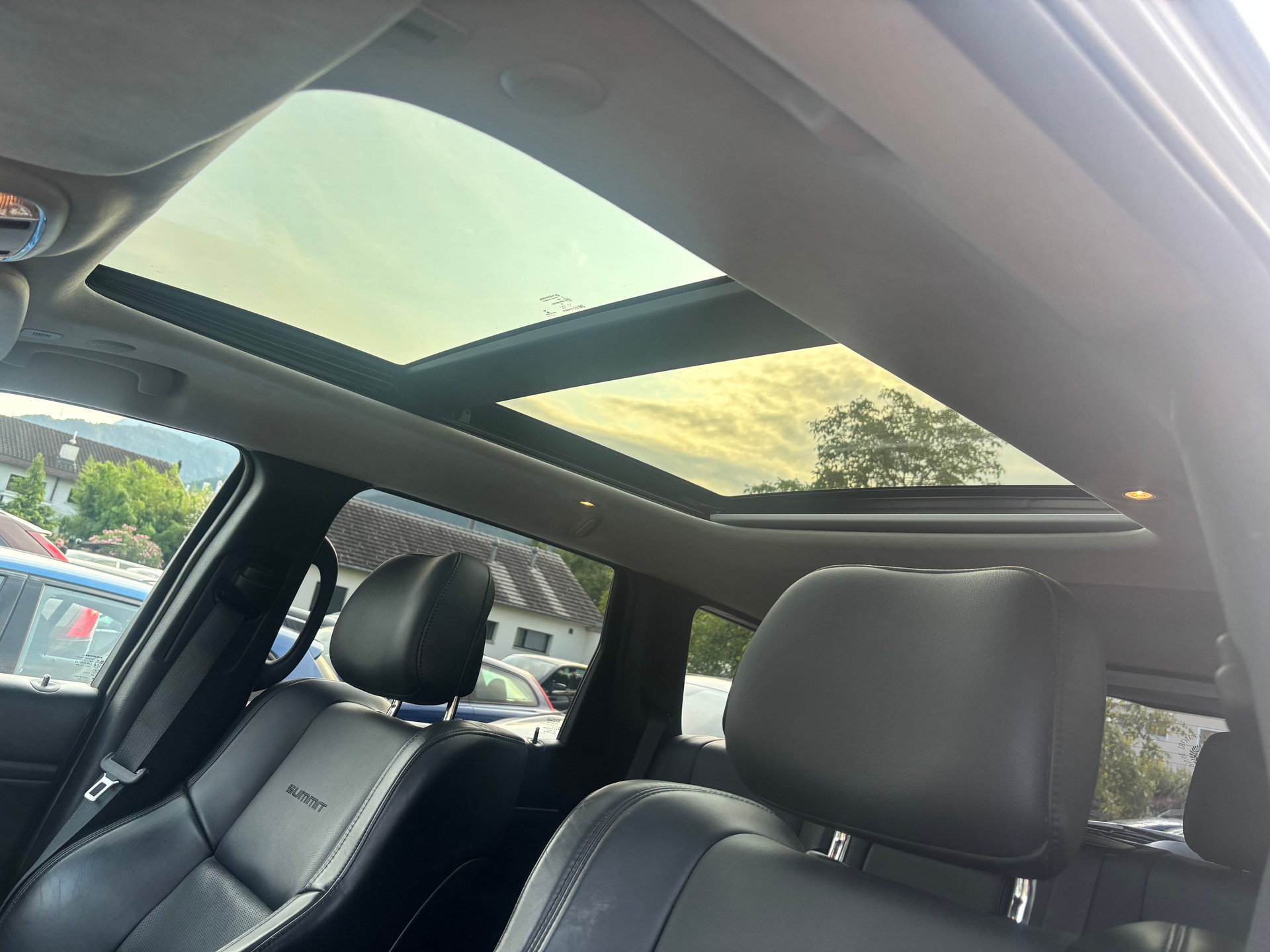 JEEP Grand Cherokee 3.0 CRD Summit Automatic-image-9