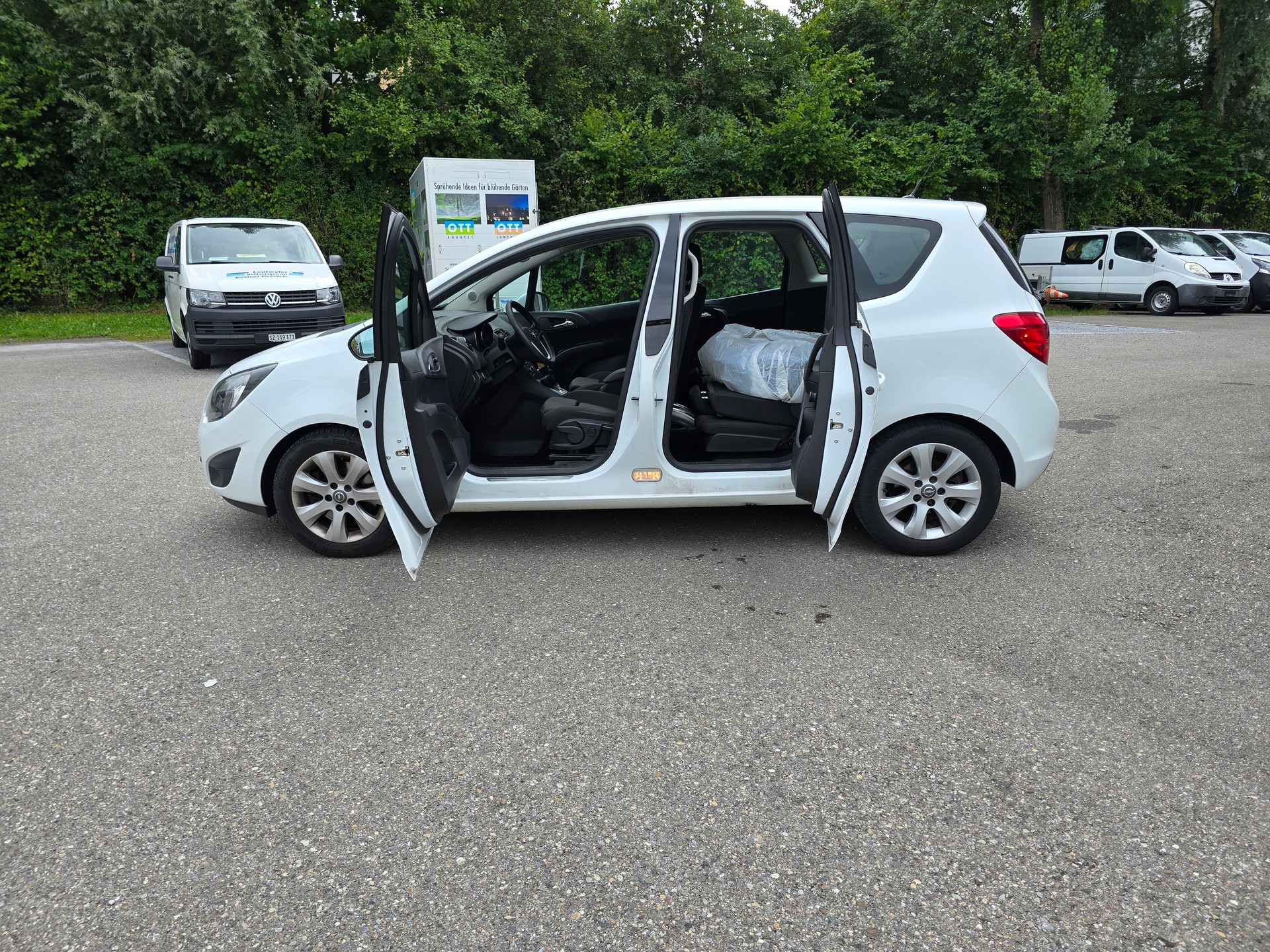 OPEL Meriva 1.4 Turbo Cosmo-image-8