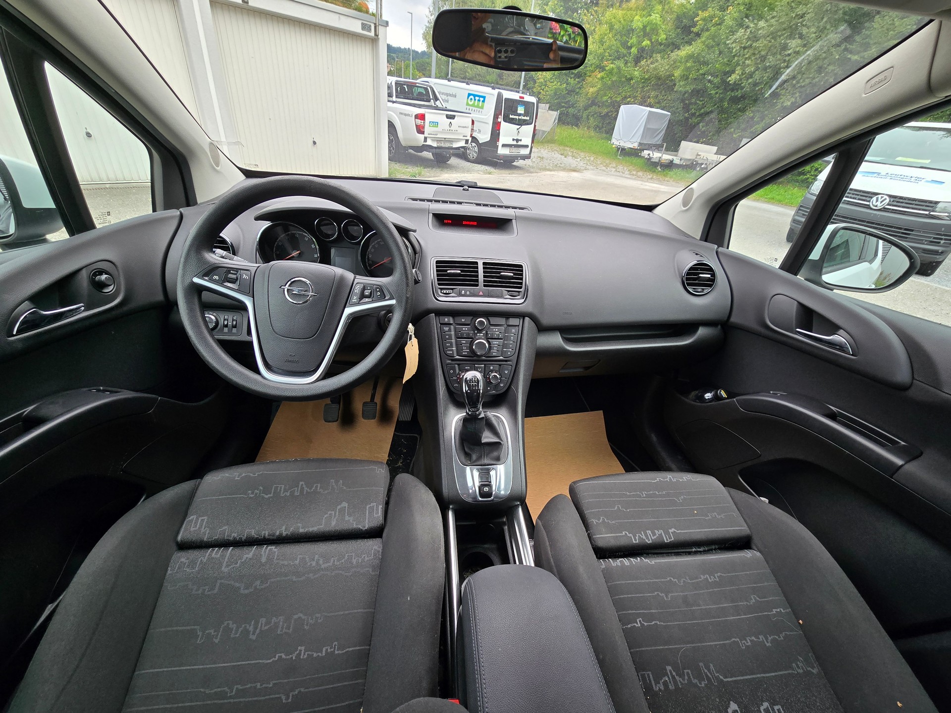 OPEL Meriva 1.4 Turbo Cosmo-image-6