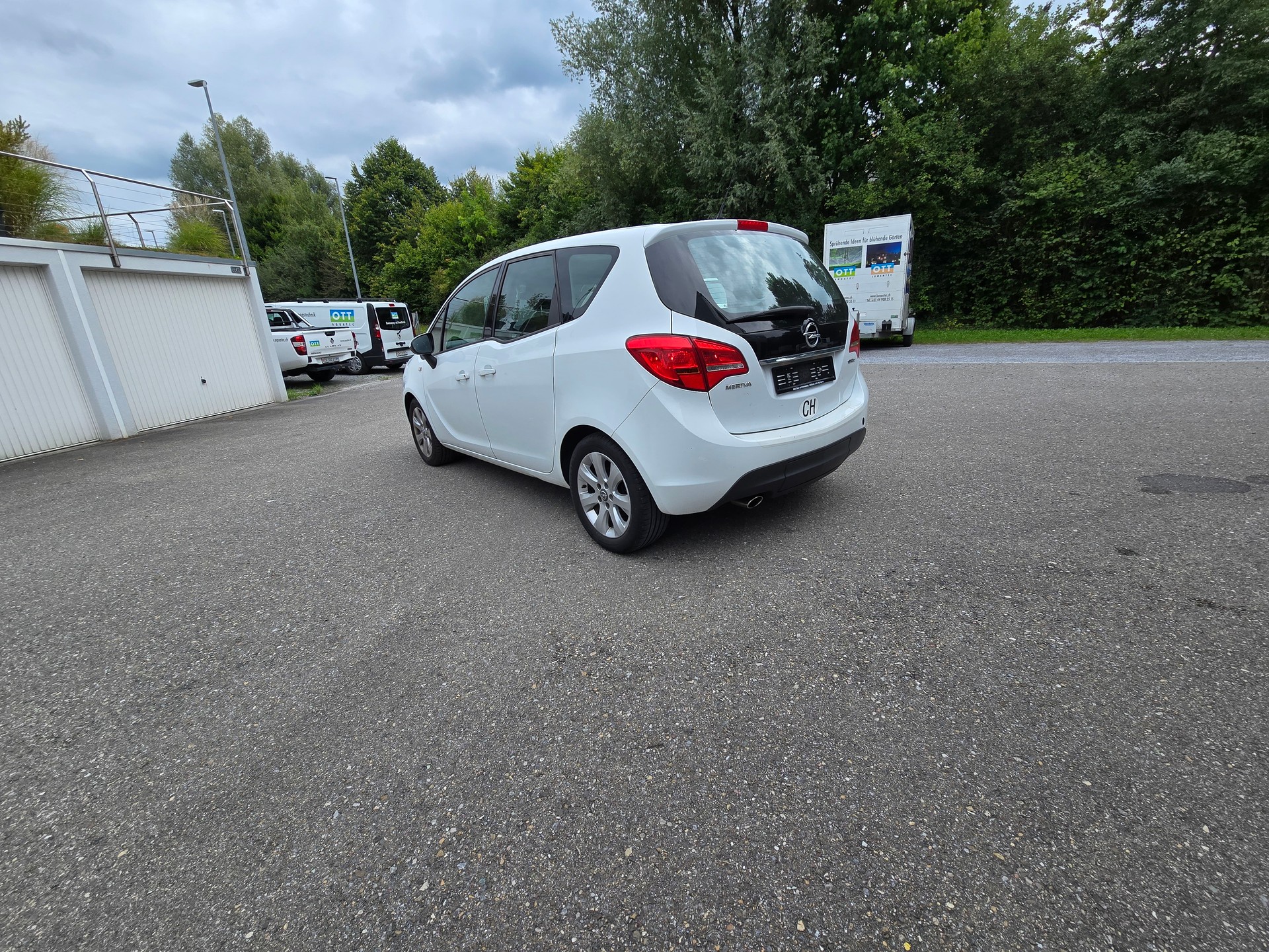OPEL Meriva 1.4 Turbo Cosmo-image-4