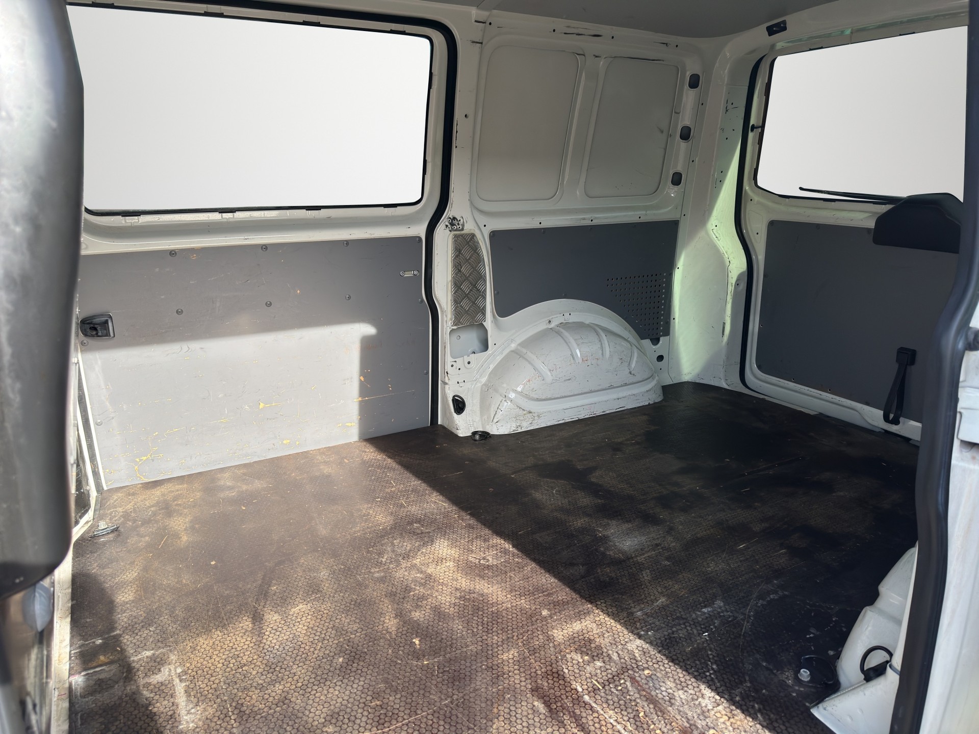 VW T5 2.5 TDI PD 4MOTION-image-11