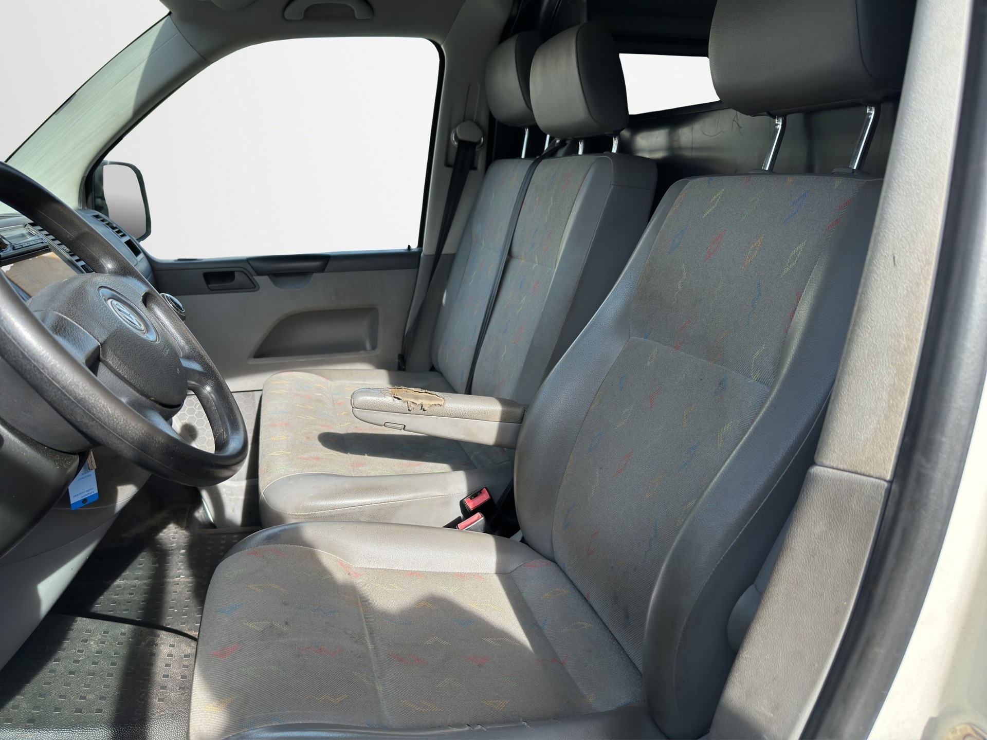 VW T5 2.5 TDI PD 4MOTION-image-8