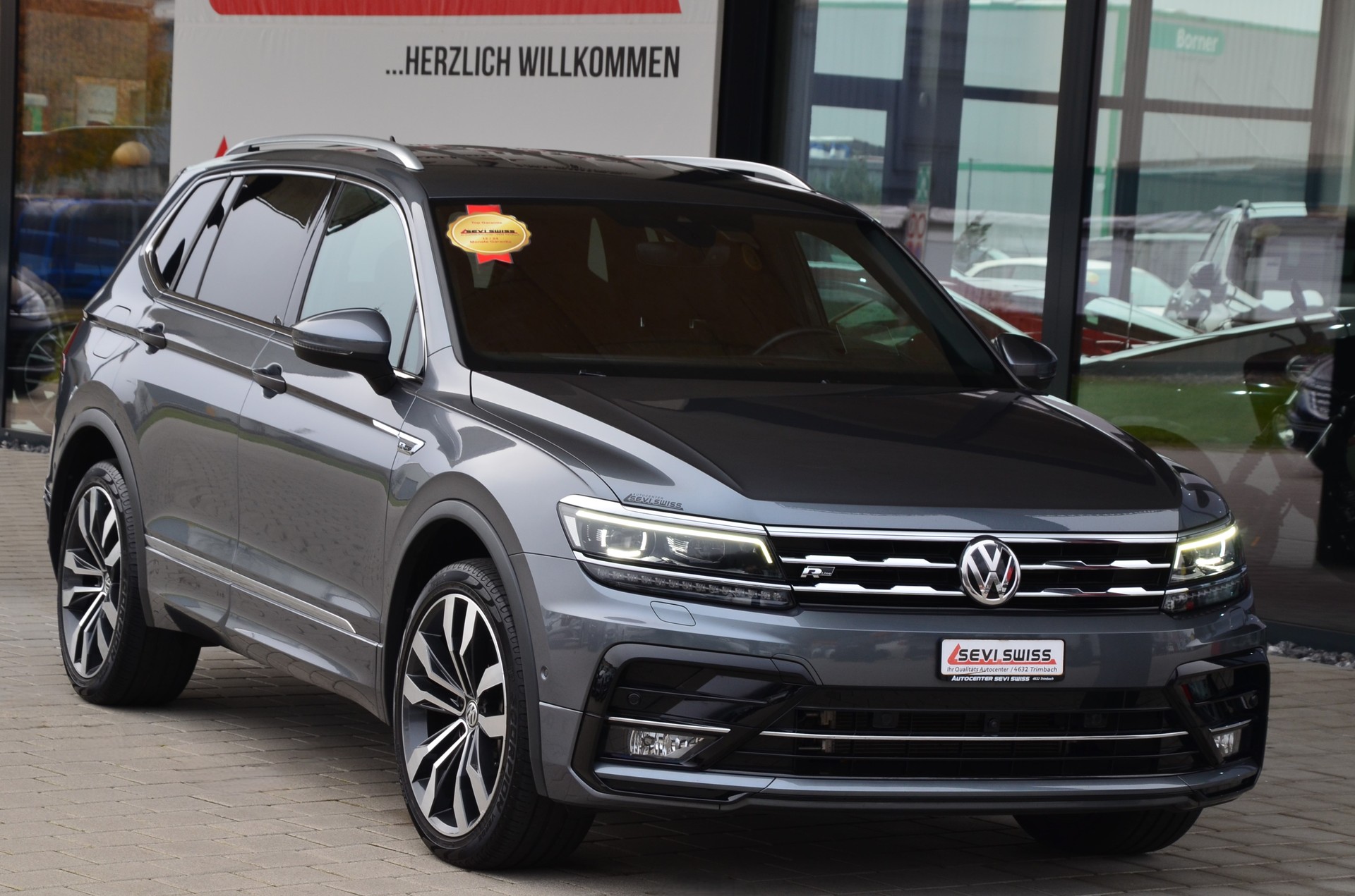VW Tiguan Allspace 2.0TSI Highline 4Motion DSG*R-Line*Frisch ab MFK,1 Jahr oder 20000km Garantie auf Motor und Getriebe*