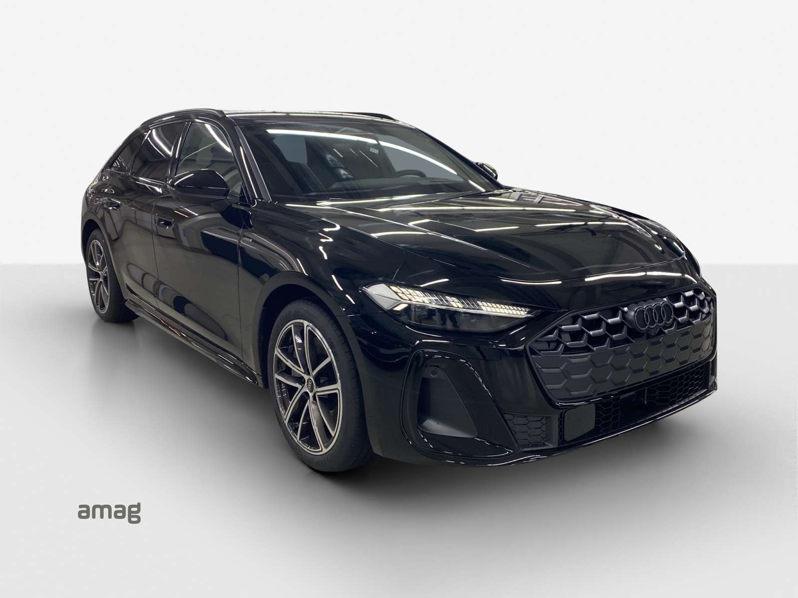 AUDI A5 Avant e-hybrid quattro Attraction 220 kW S tronic-image-5