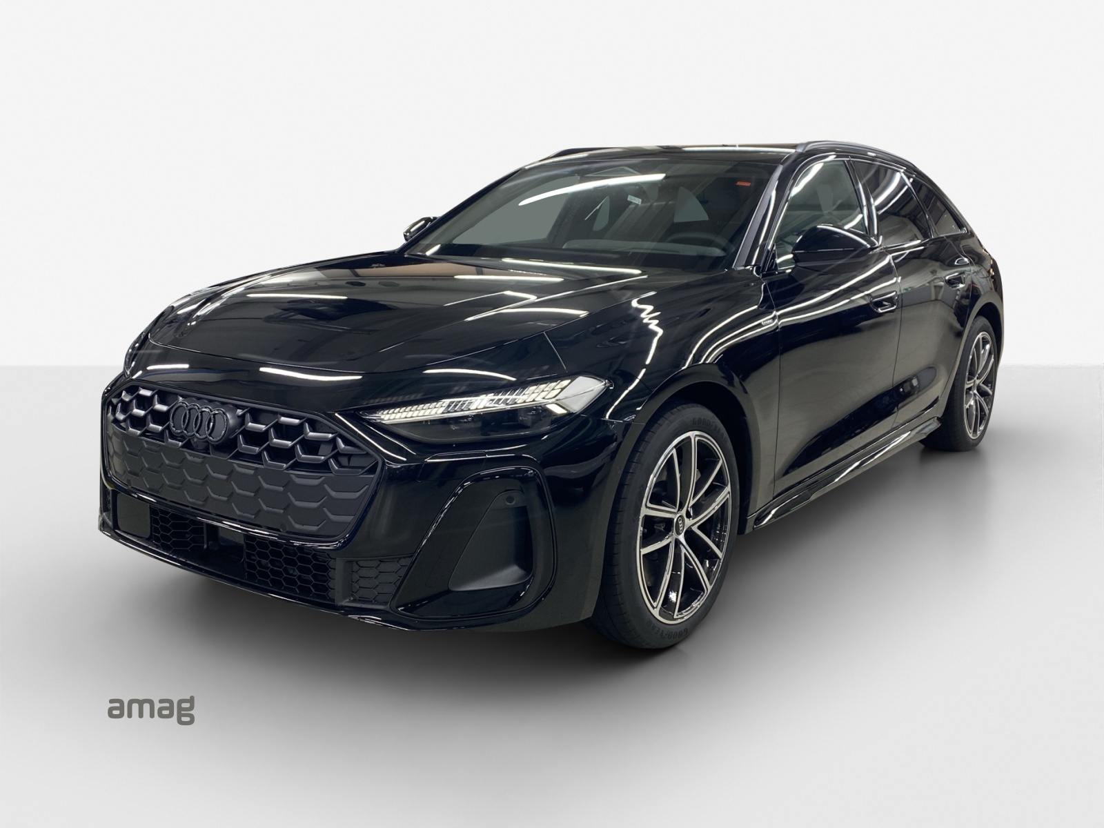 AUDI A5 Avant e-hybrid quattro Attraction 220 kW S tronic-image-0