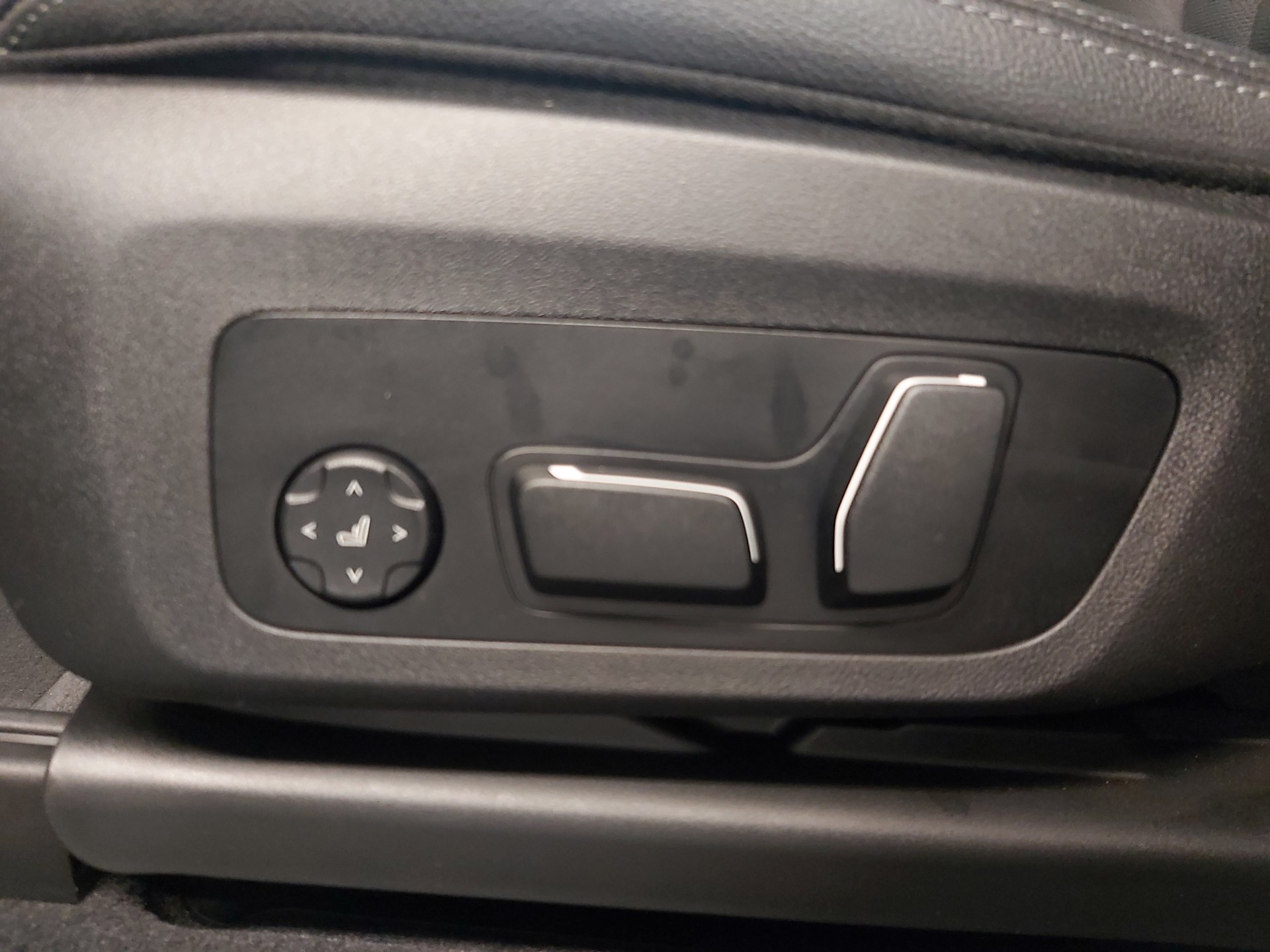 BMW X3 xDrive 48V 30d-image-16