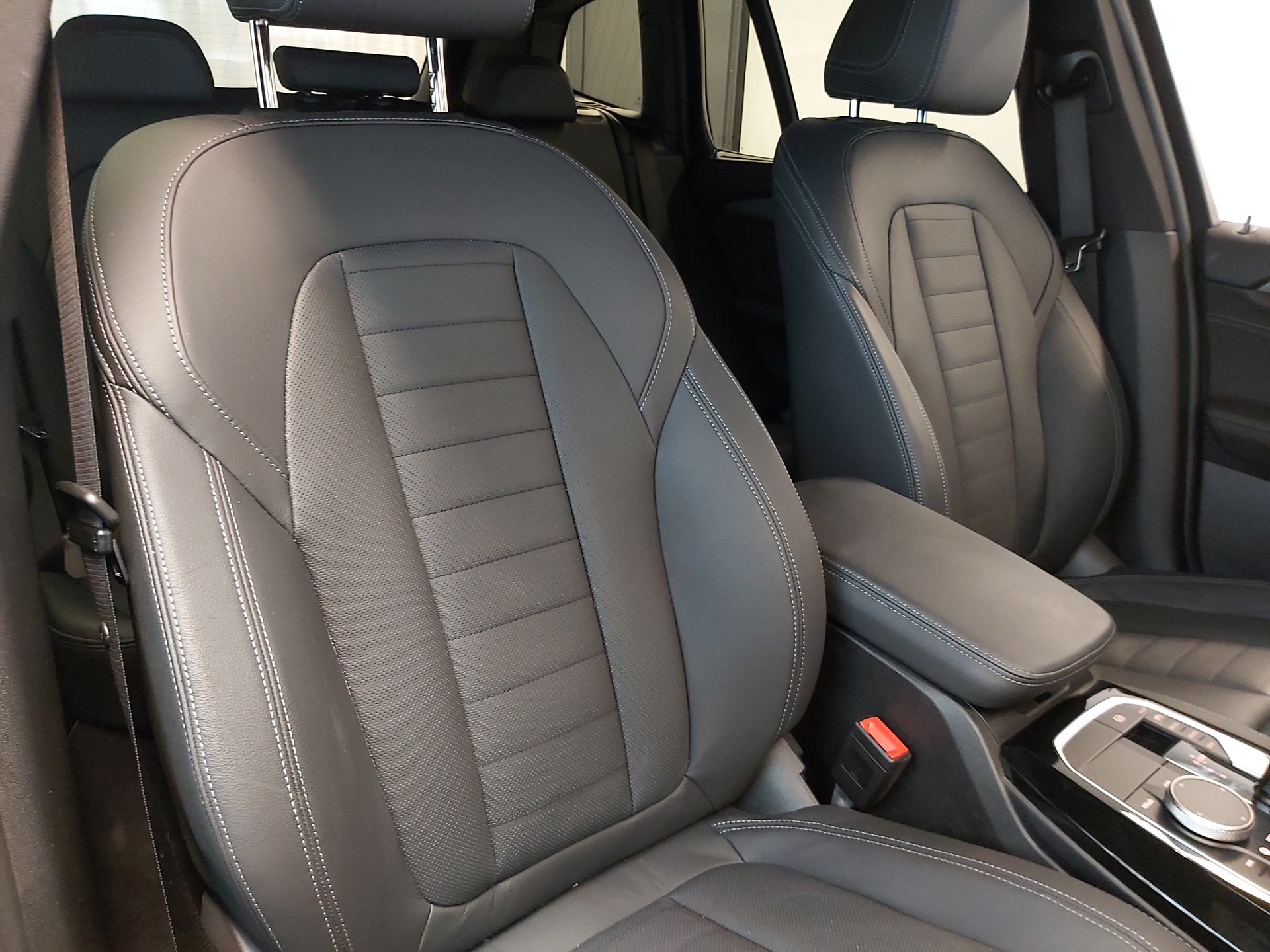 BMW X3 xDrive 48V 30d-image-11