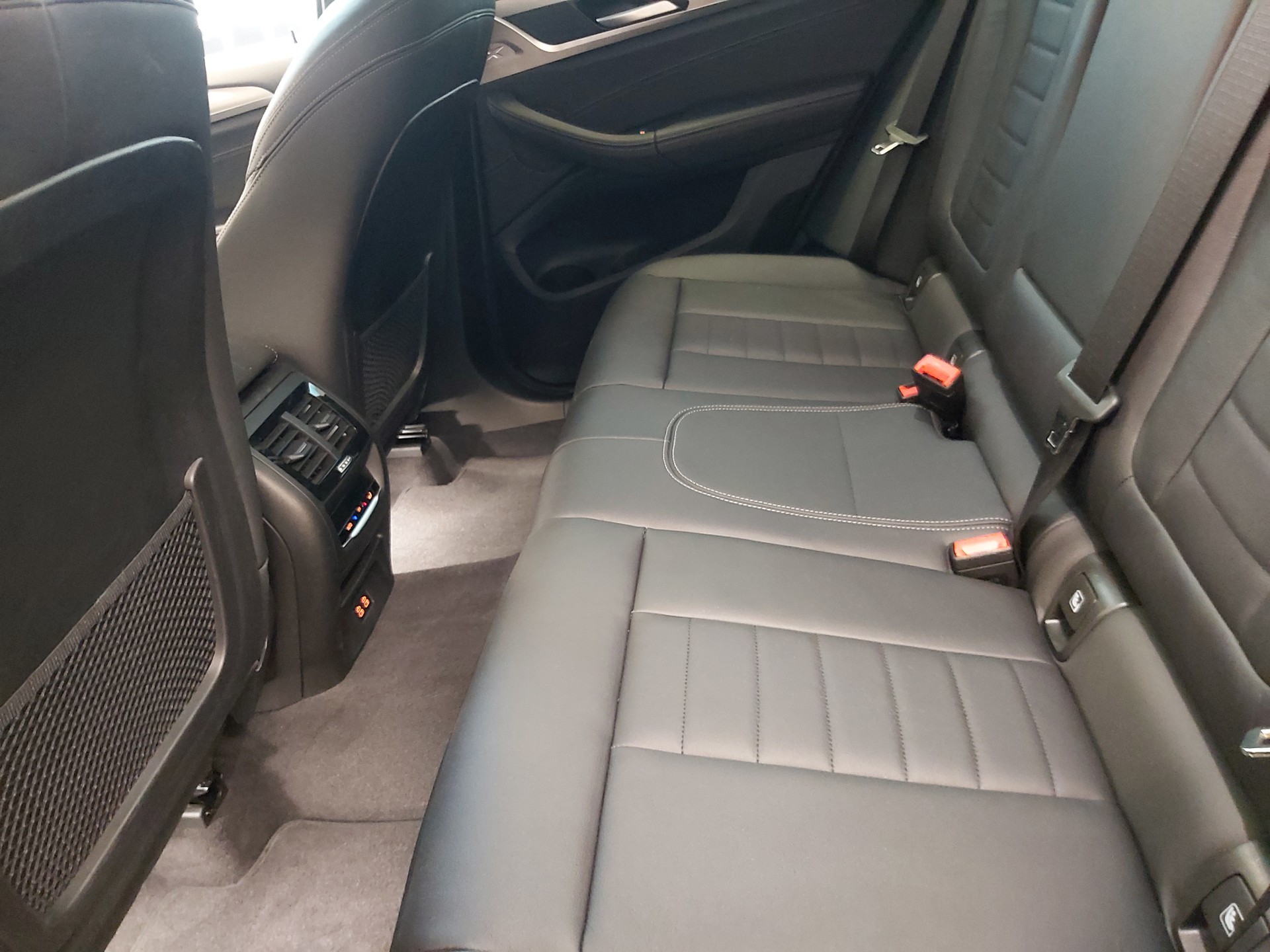 BMW X3 xDrive 48V 30d-image-17