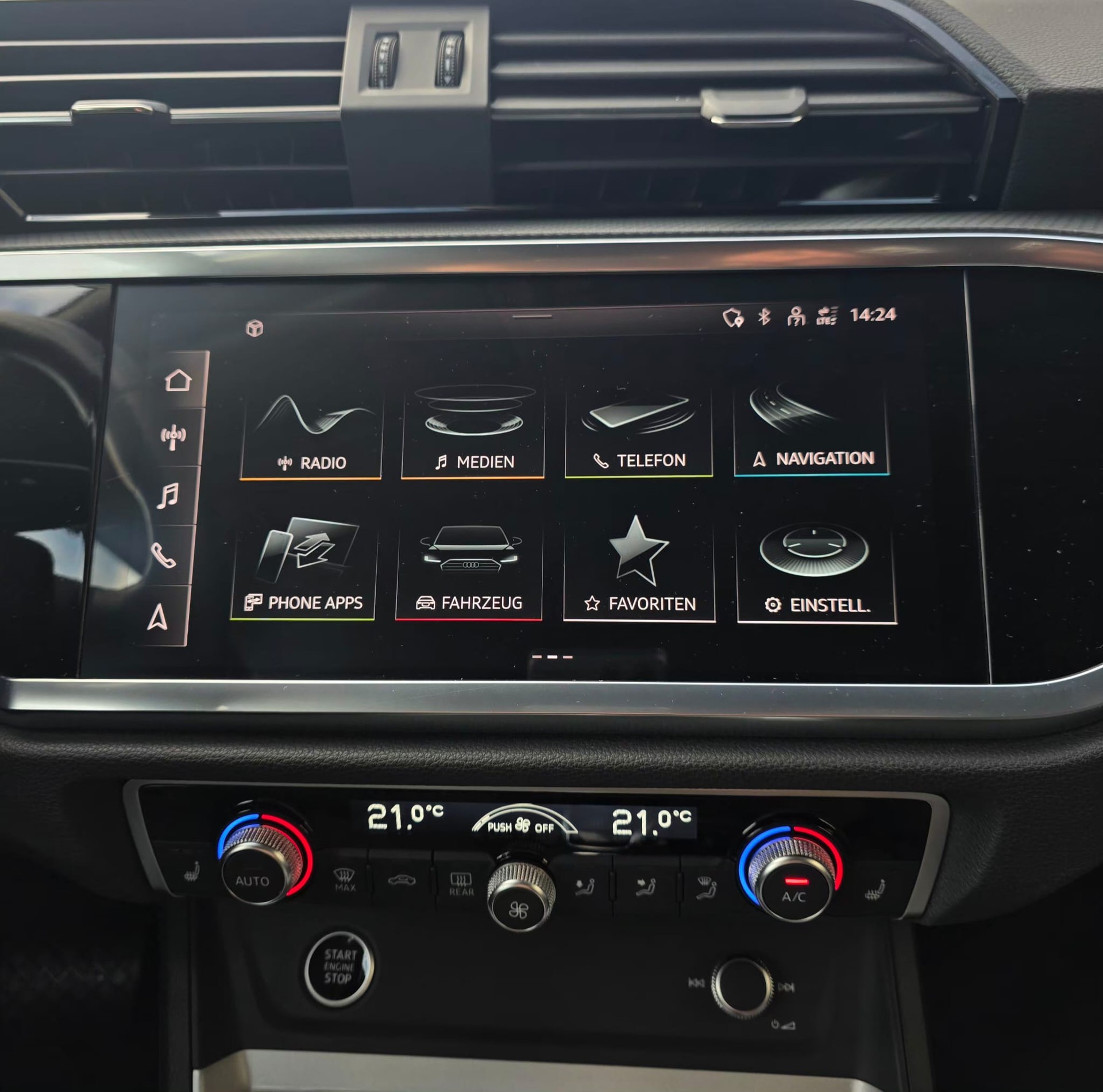 AUDI Q3 35 TDI advanced quattro S-tronic-image-15