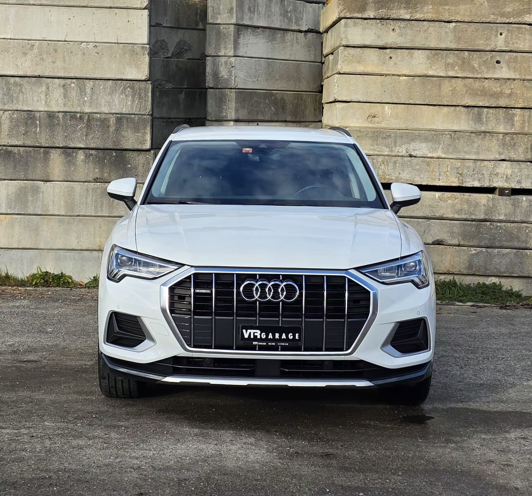 AUDI Q3 35 TDI advanced quattro S-tronic-image-2