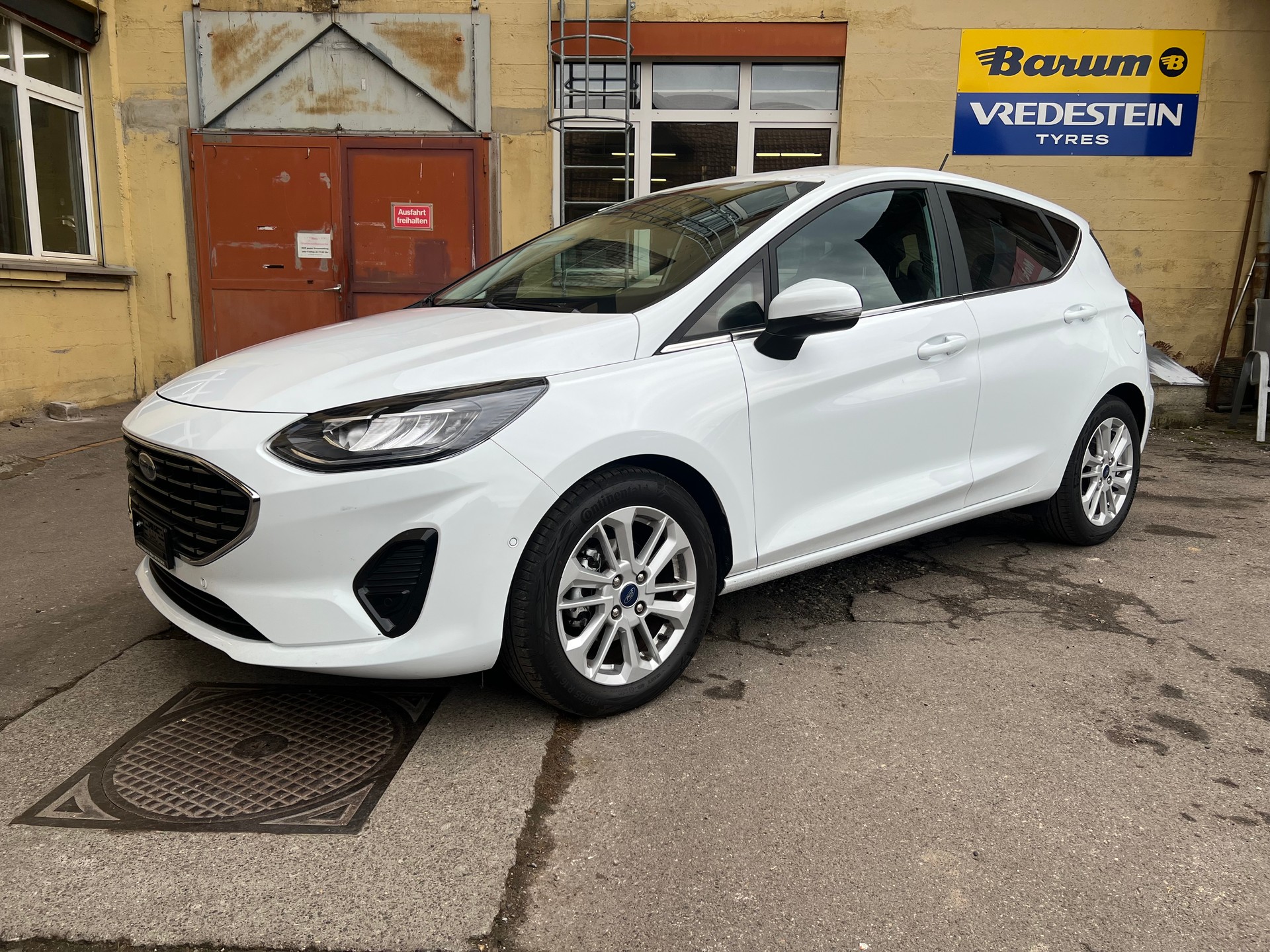 FORD Fiesta 1.0 SCTi MHEV Titanium Automat-image-1