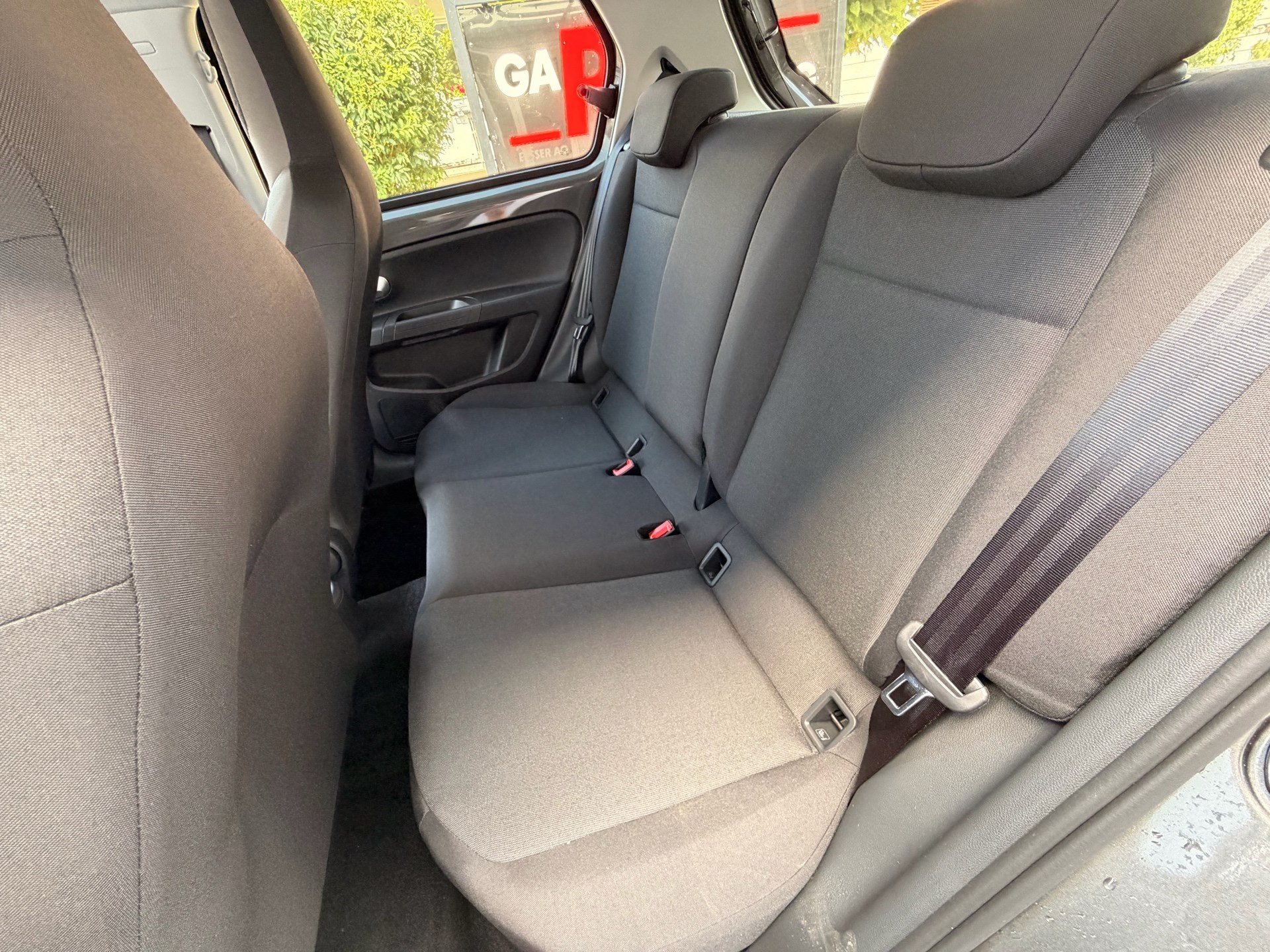 VW e-up! EDITION *** NEUWAGEN ZUM UNSCHLAGBAREN PREIS ***-image-19