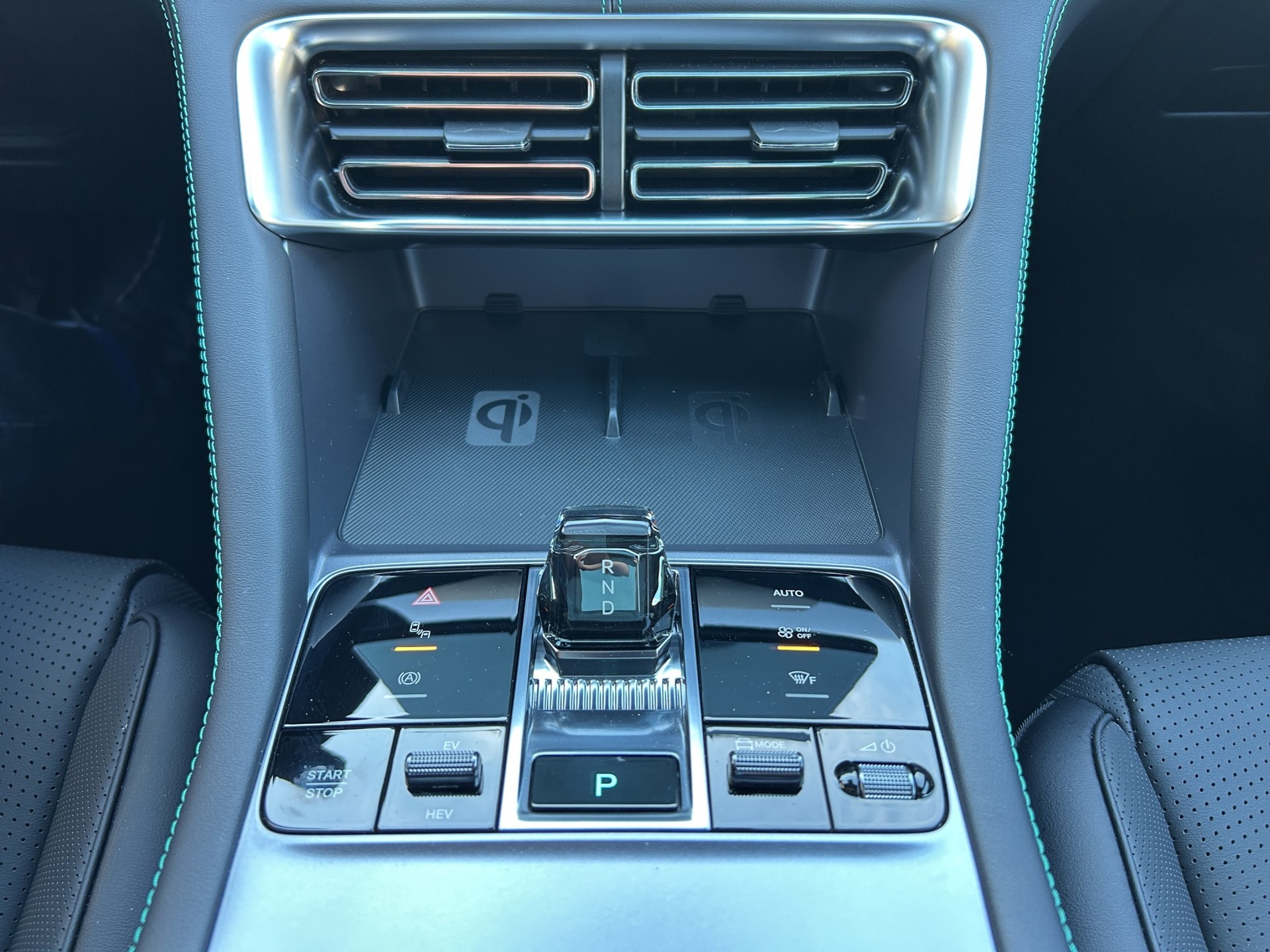 BYD Seal U DM-i Design AWD-image-12