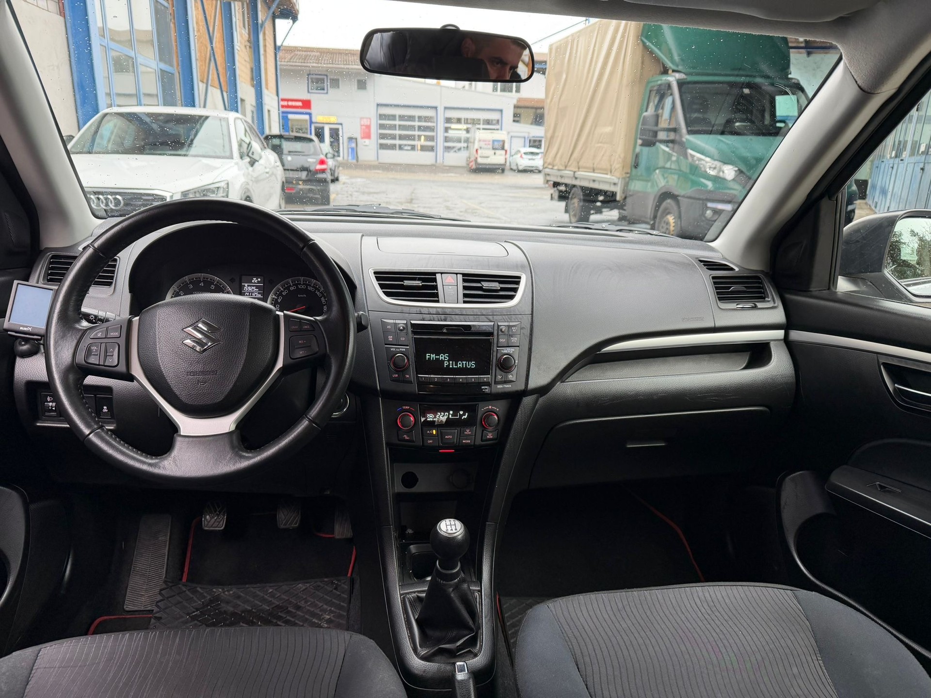 SUZUKI Swift 1.2i 16V GL Sergio Cellano 4x4-image-3