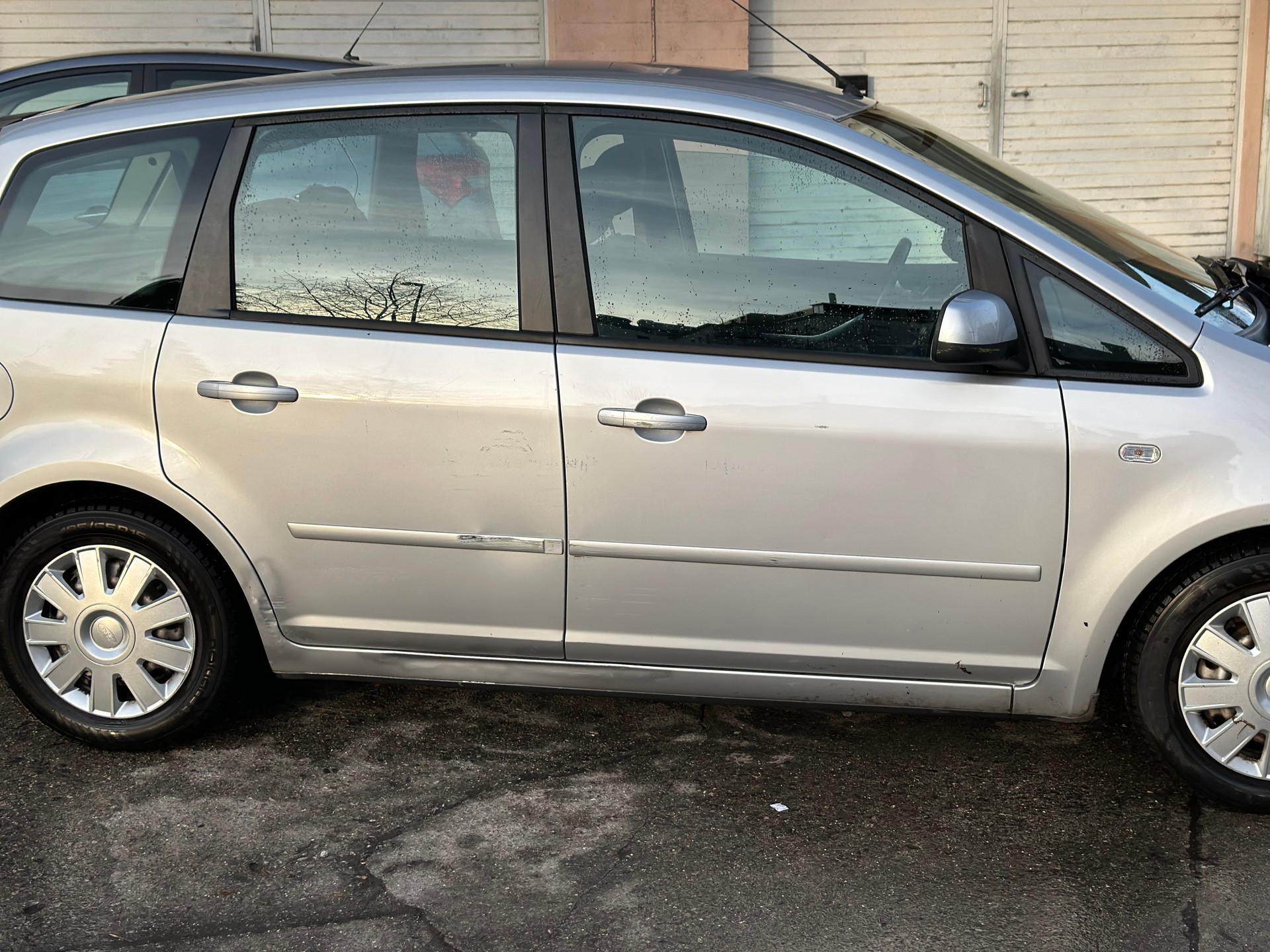 FORD C-Max 1.8 16V Carving-image-2