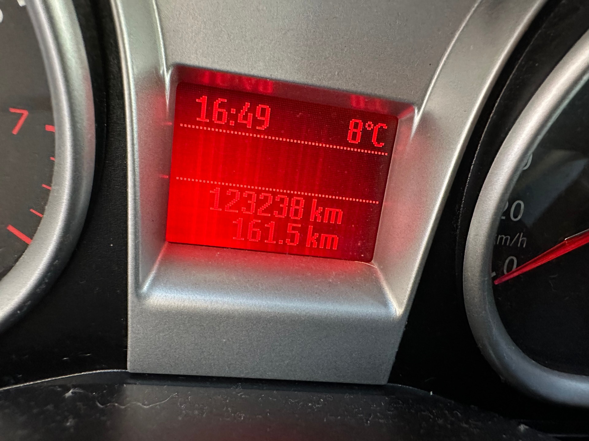 FORD C-Max 1.8 16V Carving-image-12