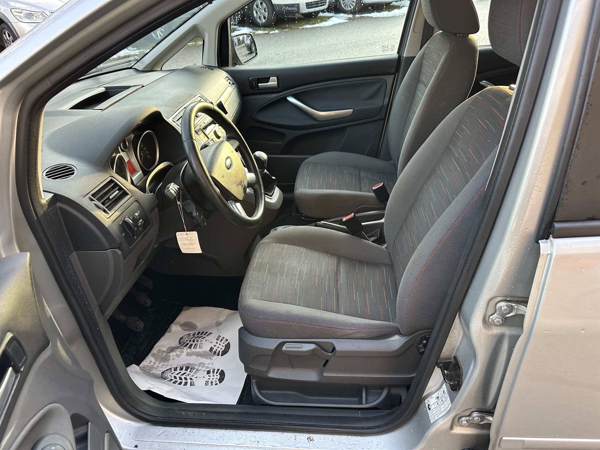 FORD C-Max 1.8 16V Carving-image-10