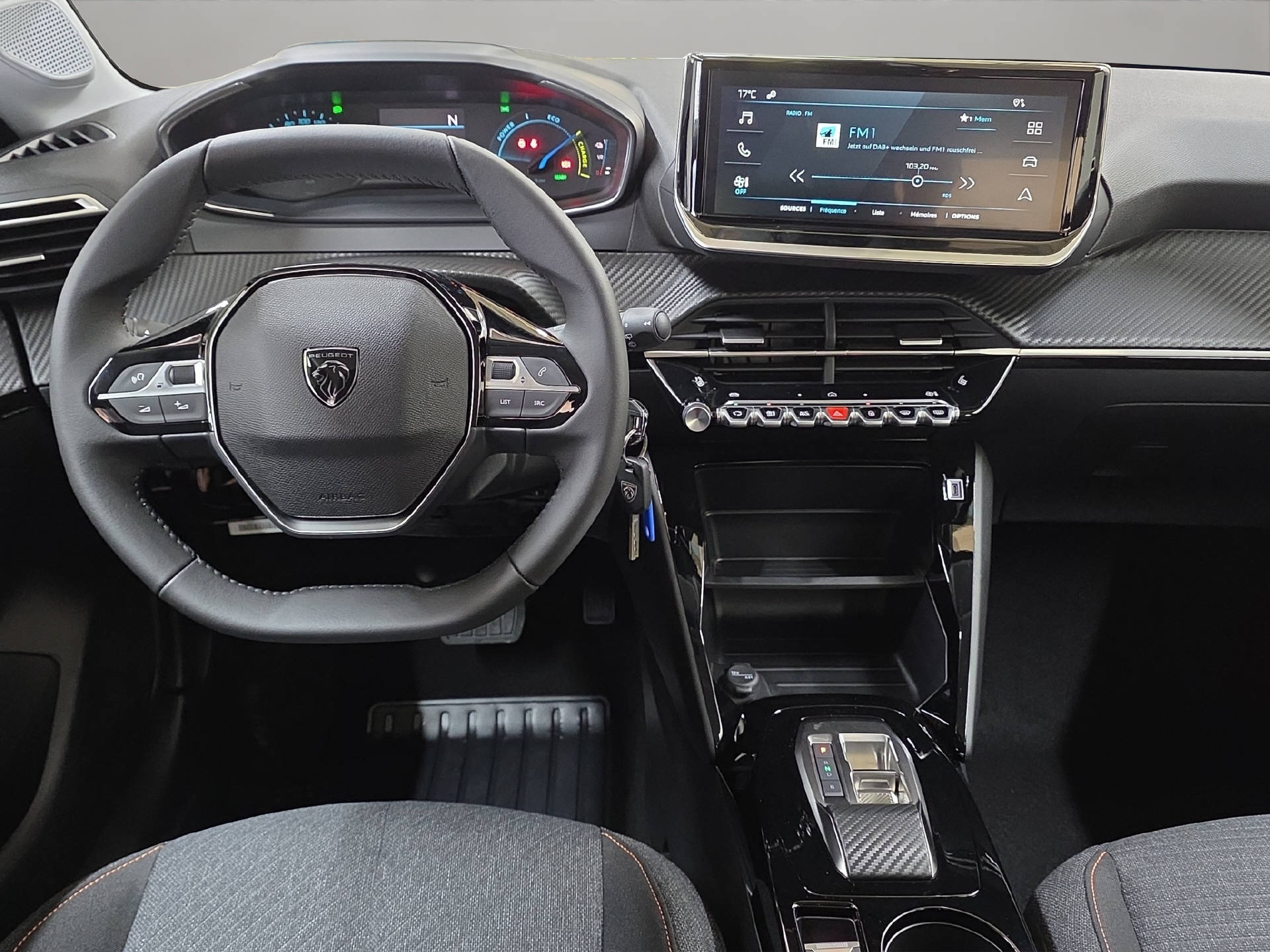 PEUGEOT E-208 136 Style-image-6