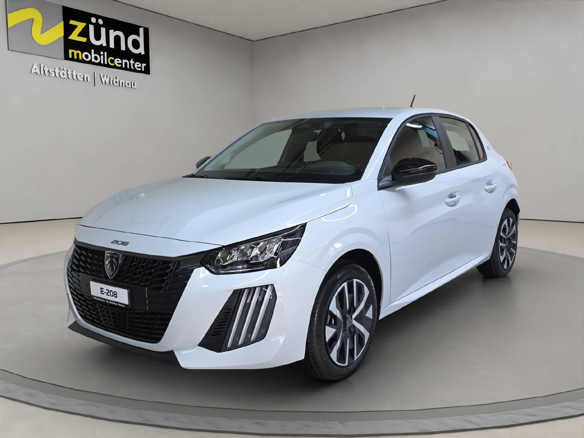 PEUGEOT E-208 136 Style-image-0