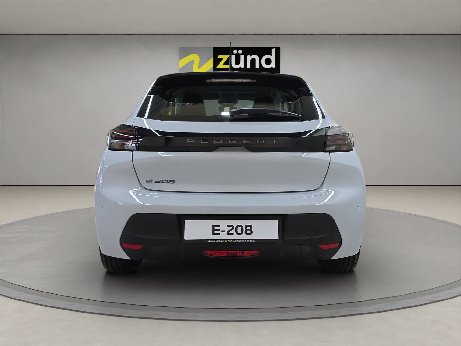 PEUGEOT E-208 136 Style-image-3