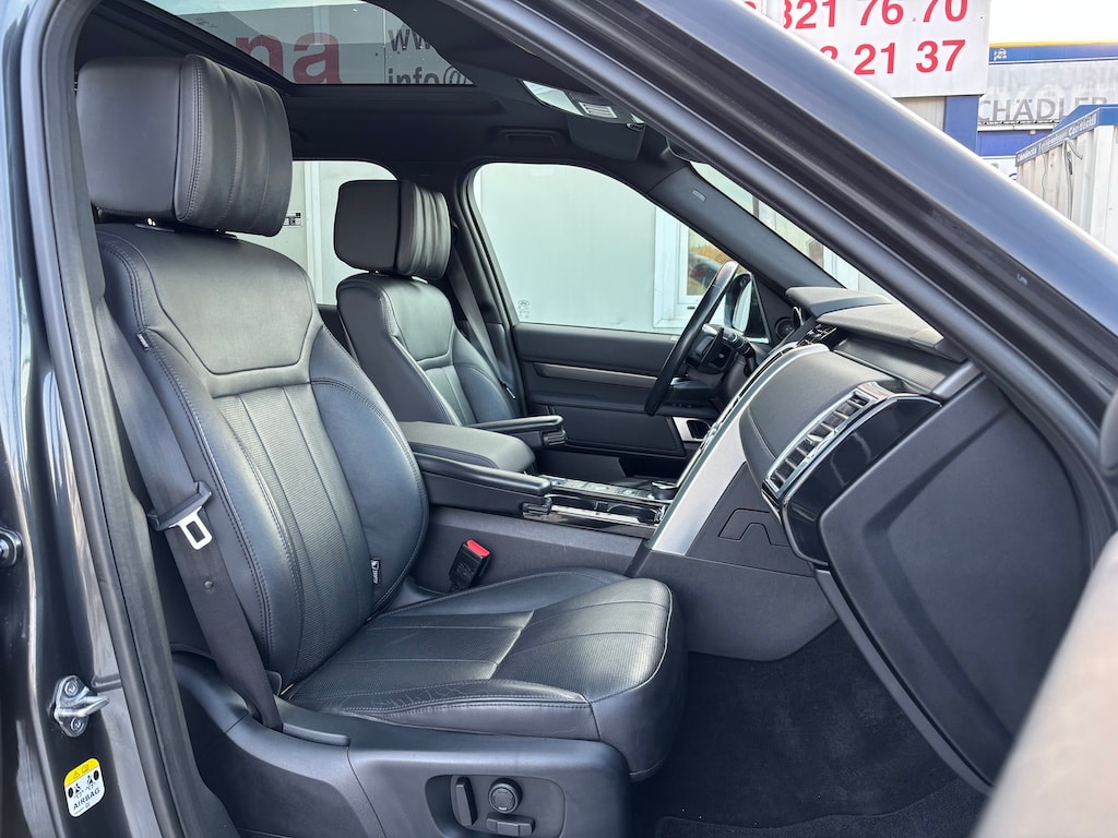LAND ROVER Discovery 3.0 Si6 HSE Automatic-image-8