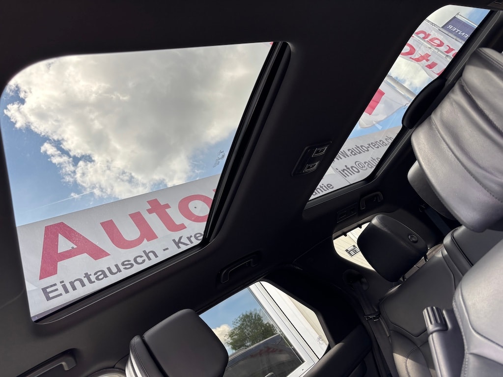 LAND ROVER Discovery 3.0 Si6 HSE Automatic-image-6
