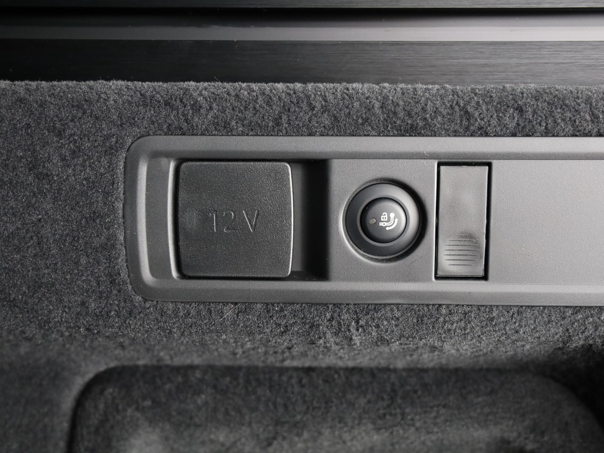 BMW X5 40i xDrive SAG-image-9