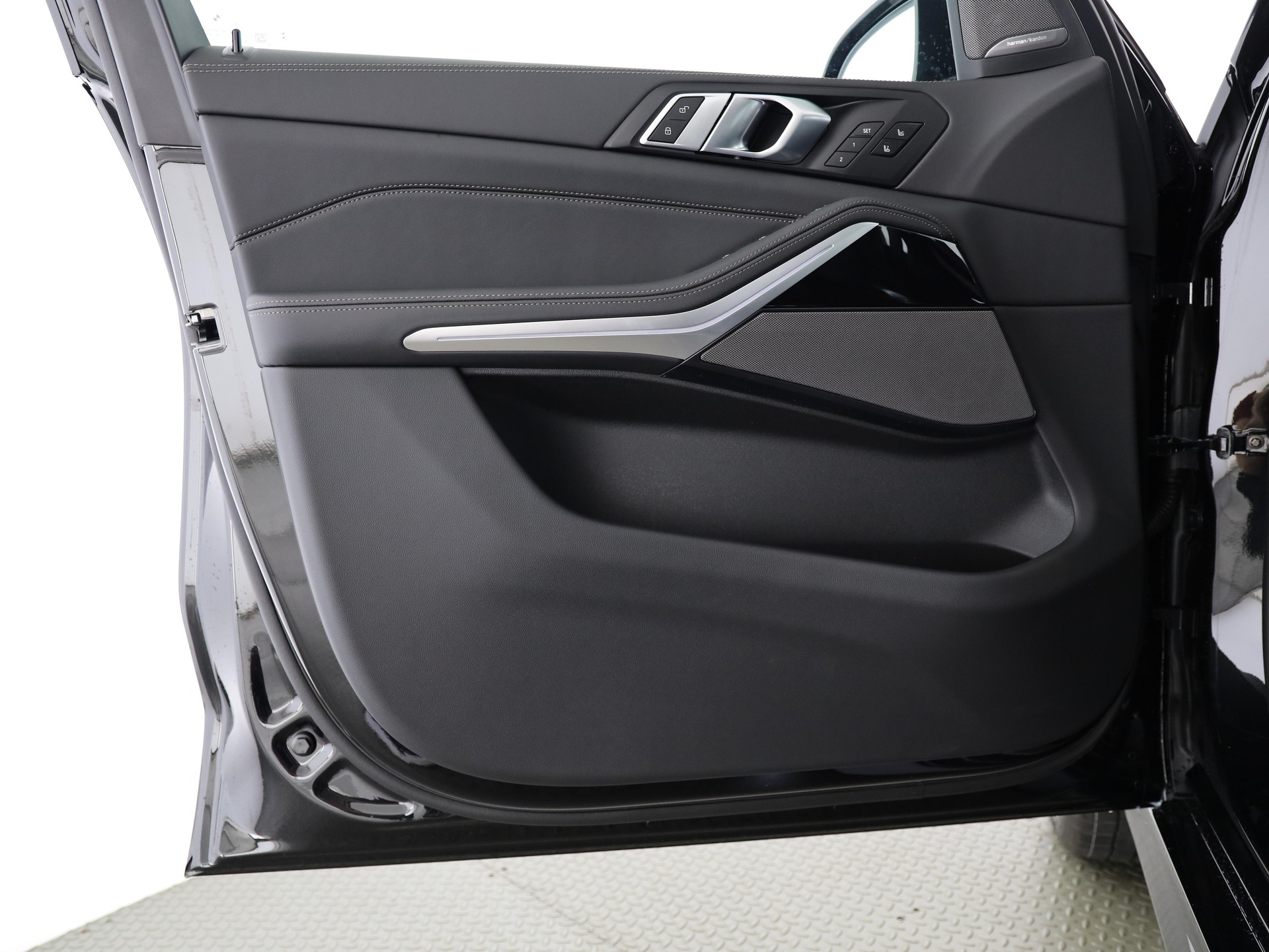 BMW X5 40i xDrive SAG-image-7